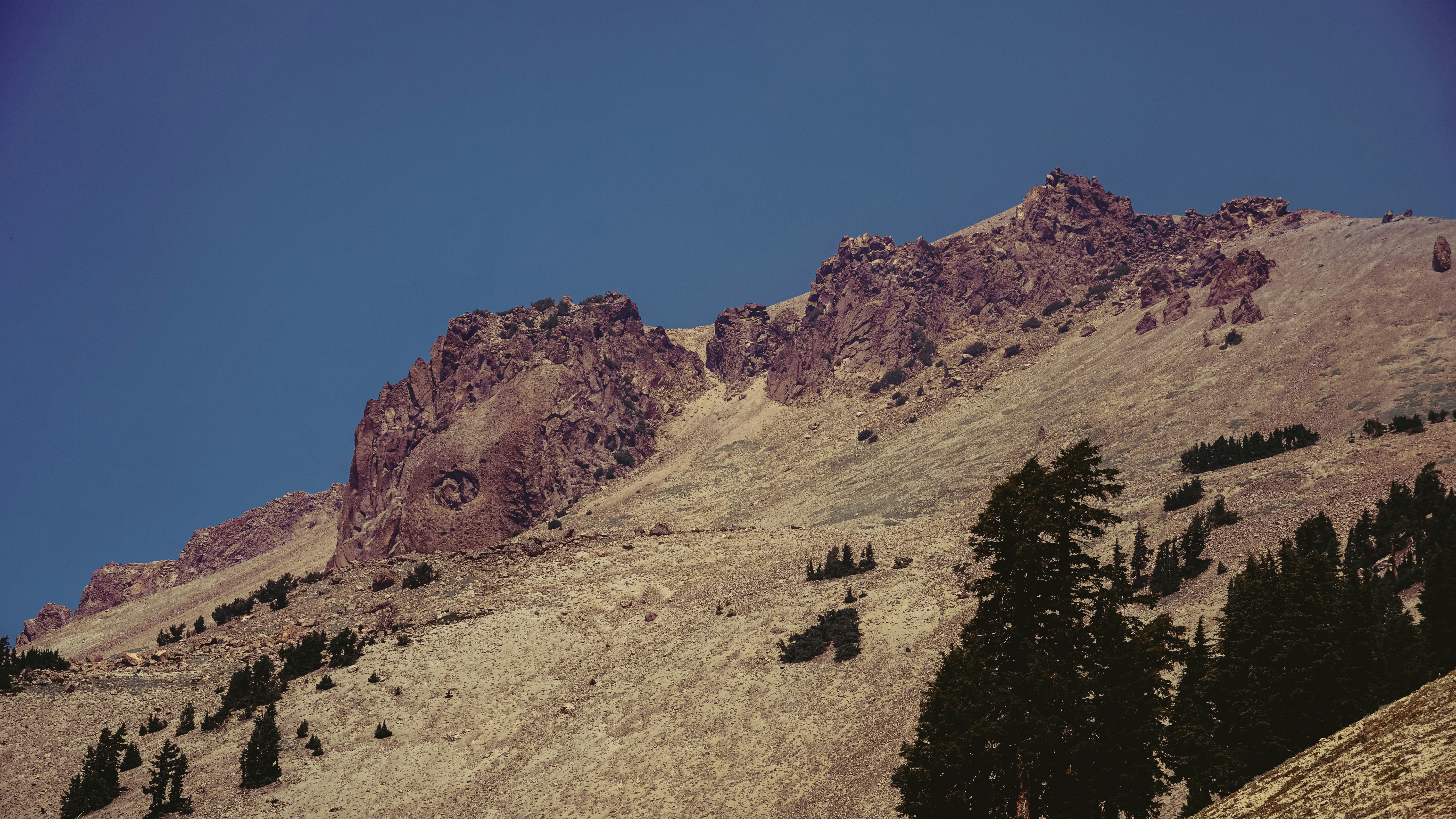 Photo by adrianvalverdem