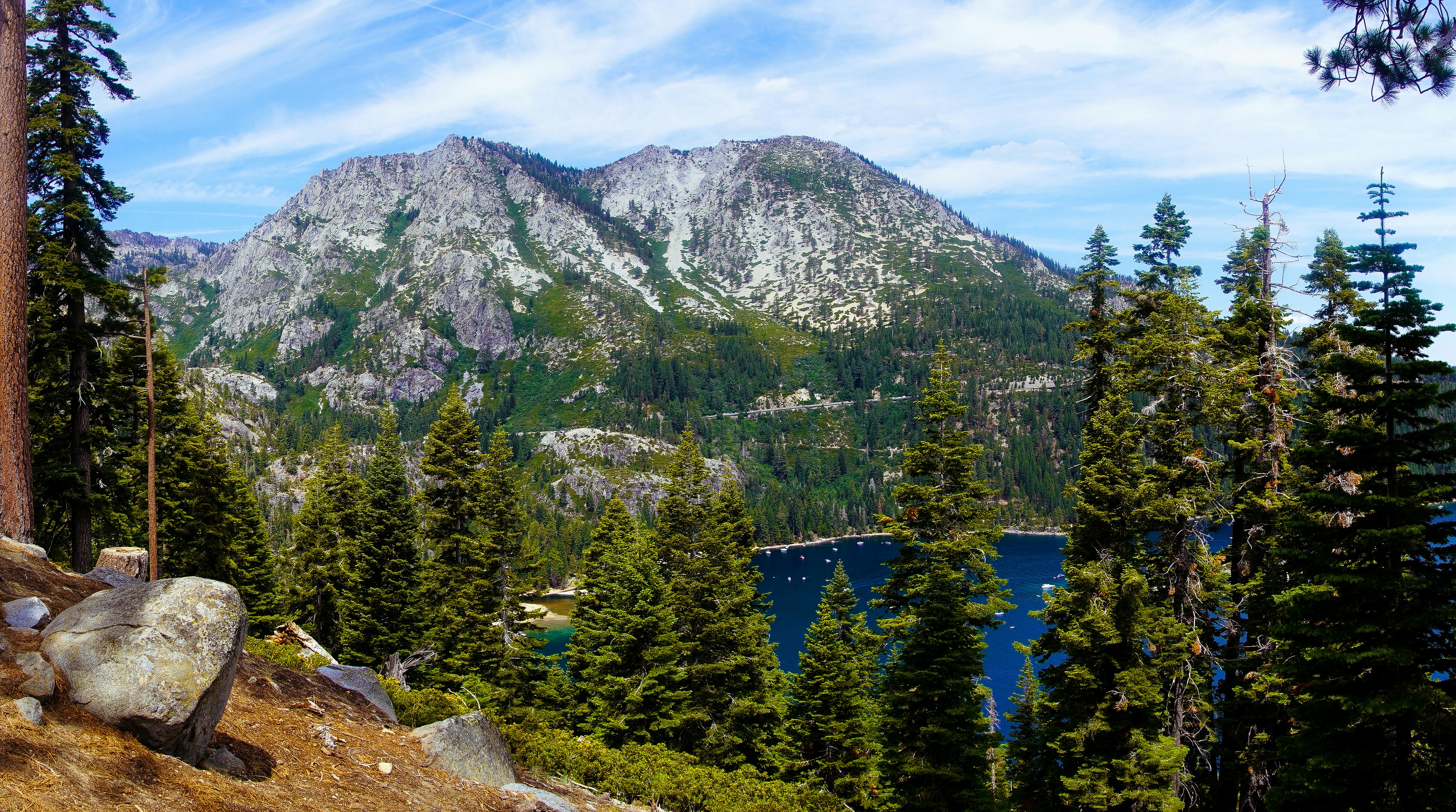 Photo by adrianvalverdem