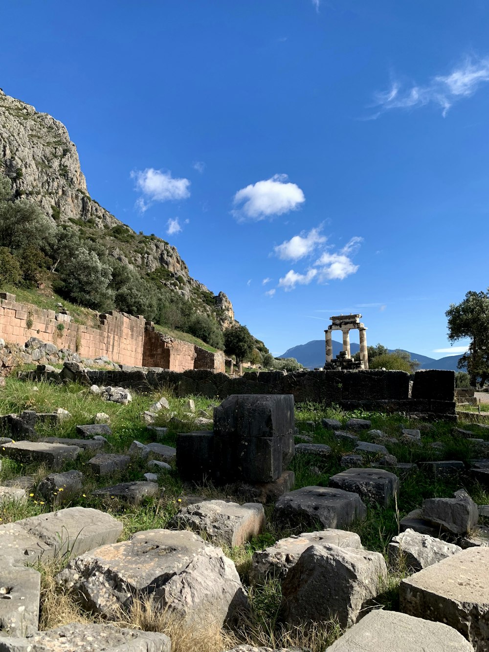 the ruins of the ancient city of pompei