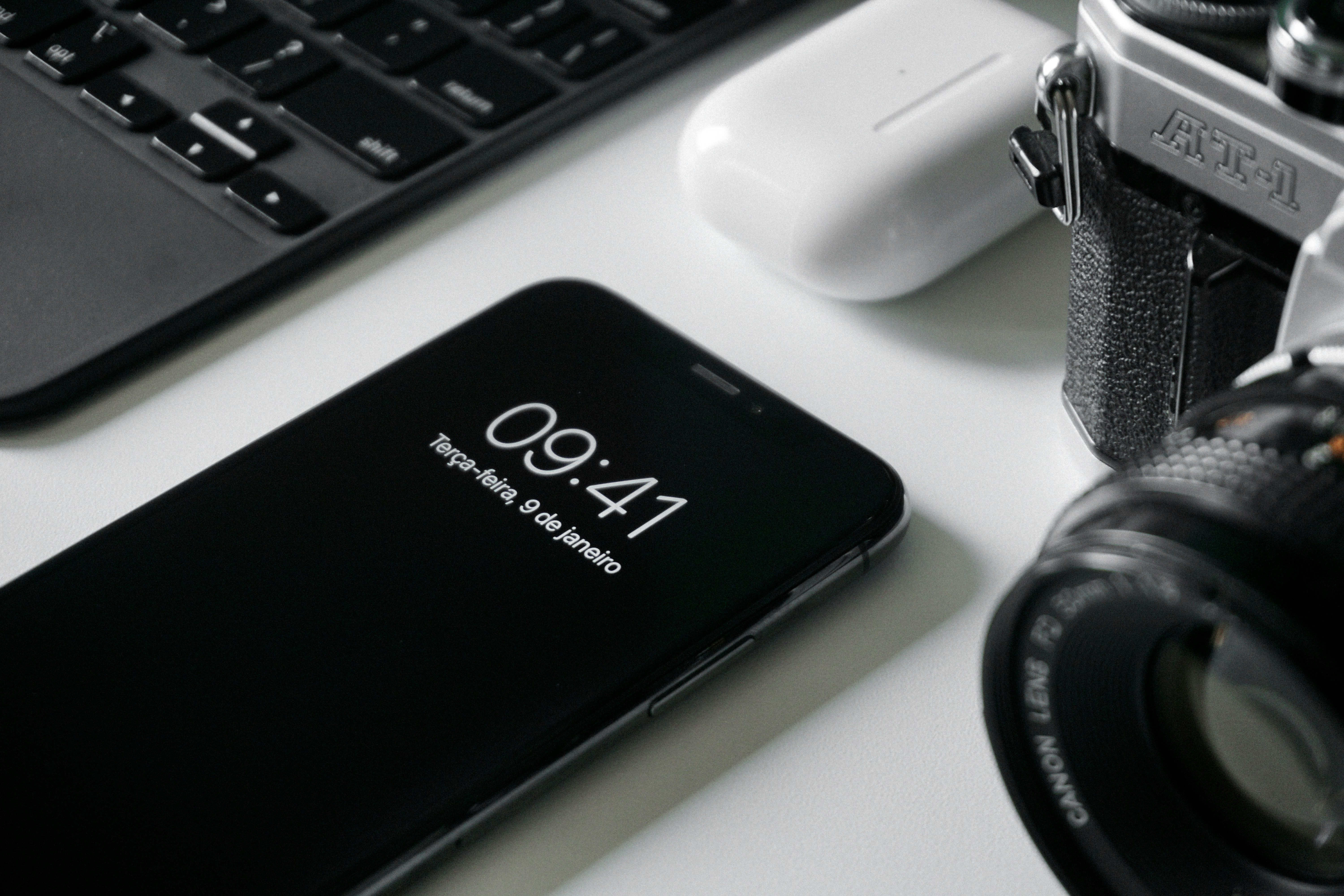 Kamera Destekli AirPods Üretim Aşamasında