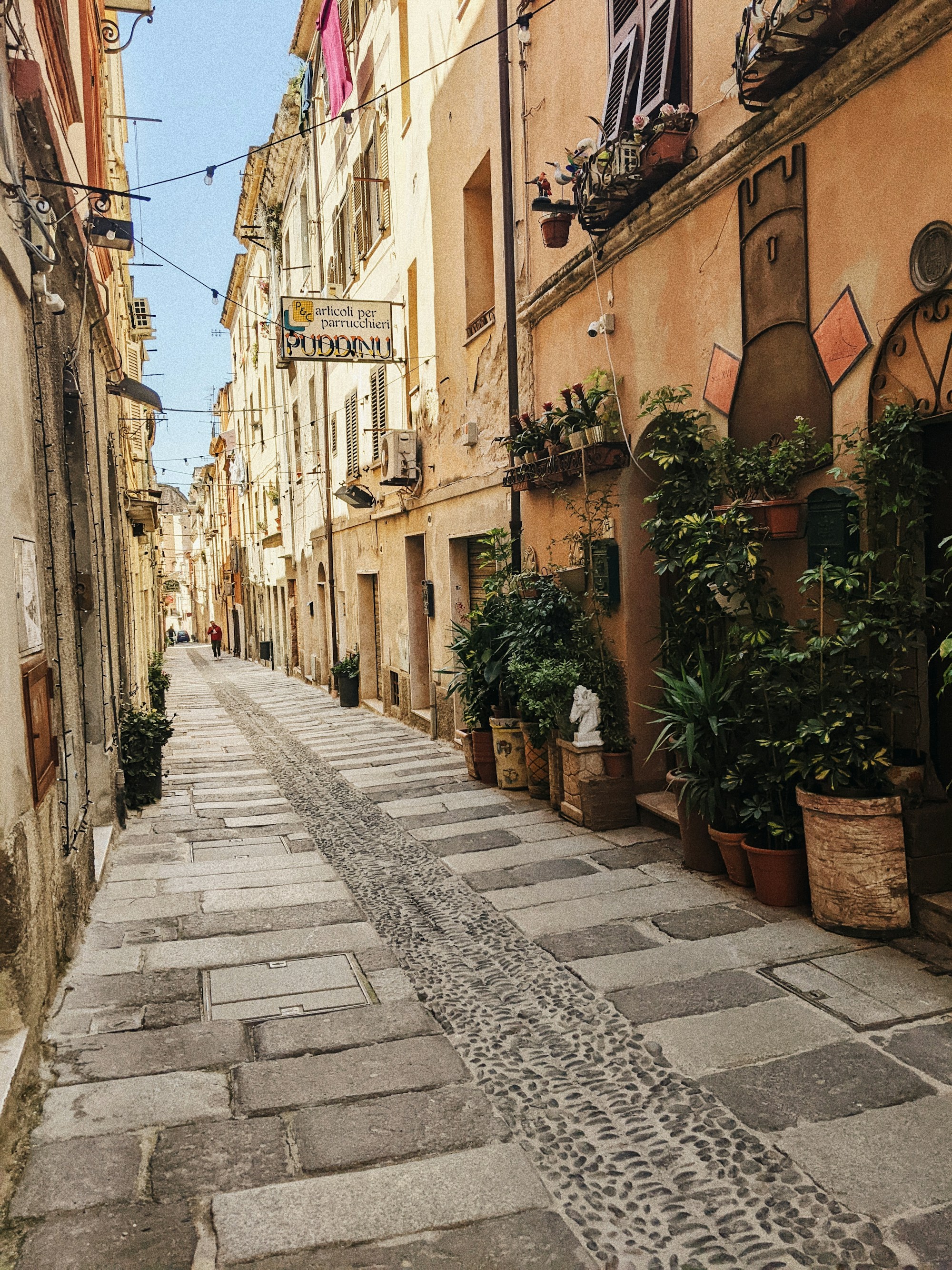 Best Time to Visit Sassari: Weather & Seasons Guide