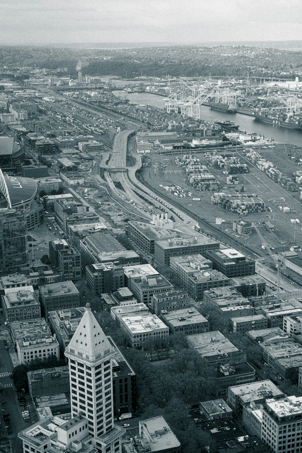 a black and white photo of a city