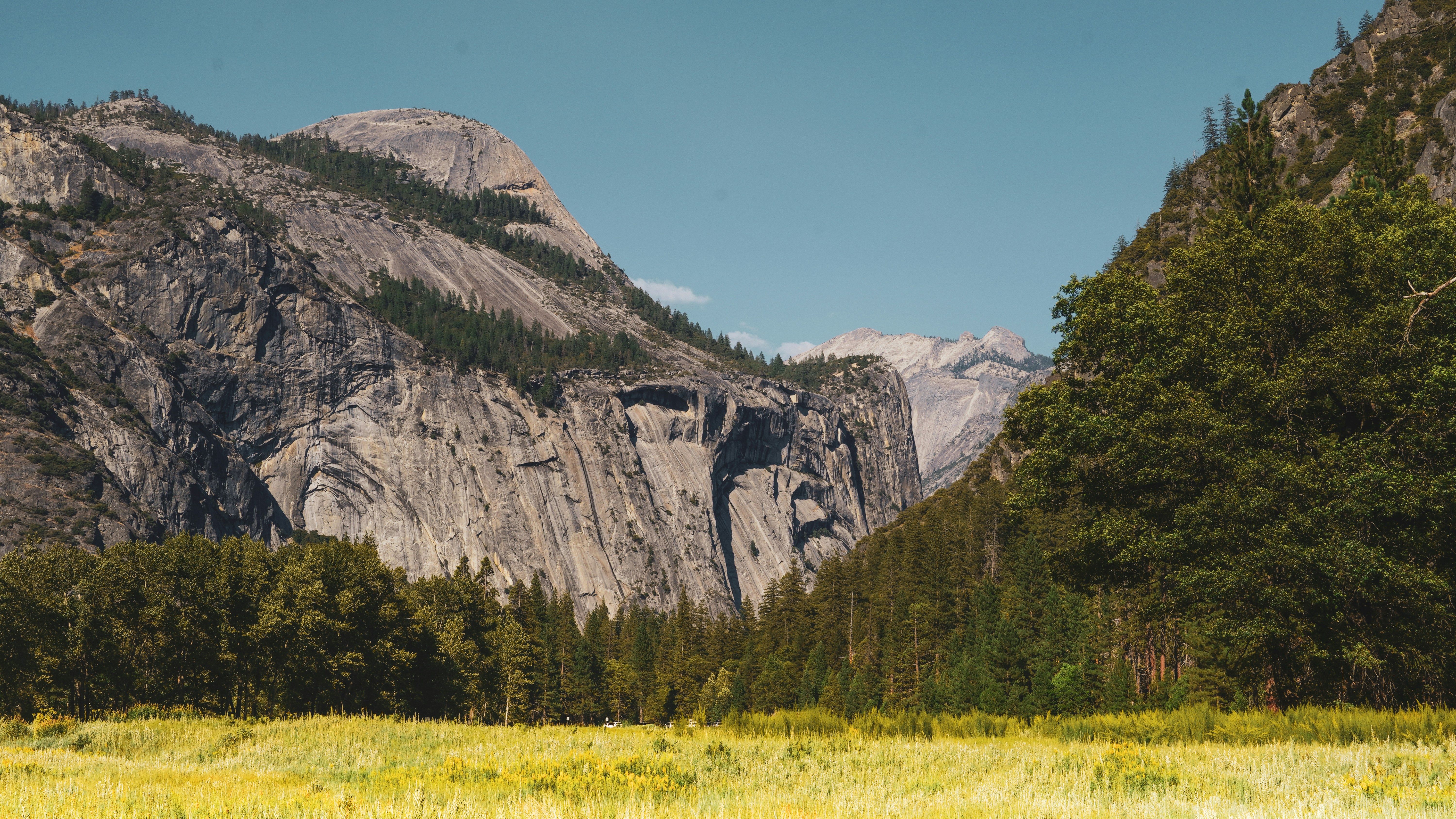 Photo by adrianvalverdem