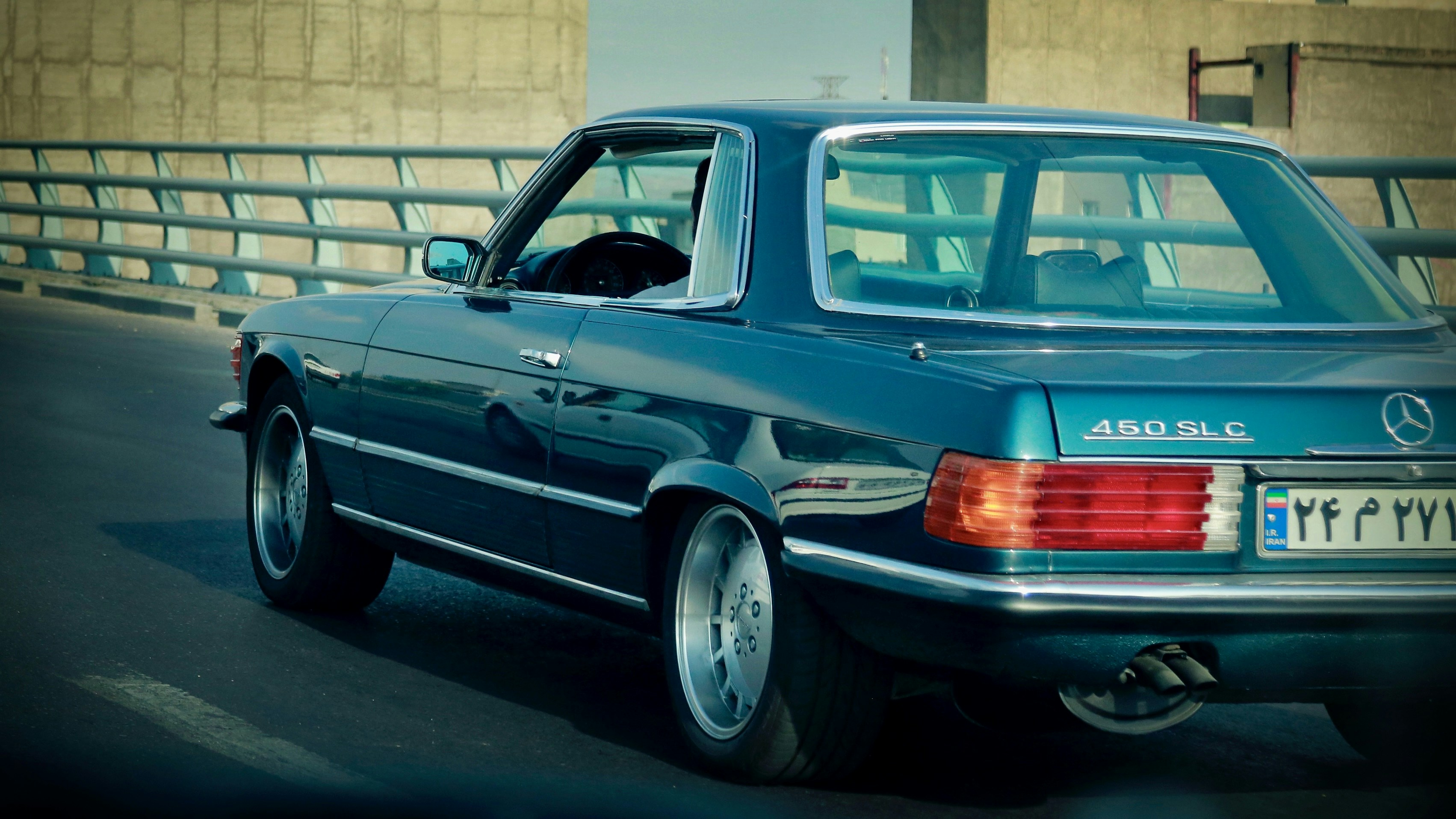 Photo by erfansttrvnd