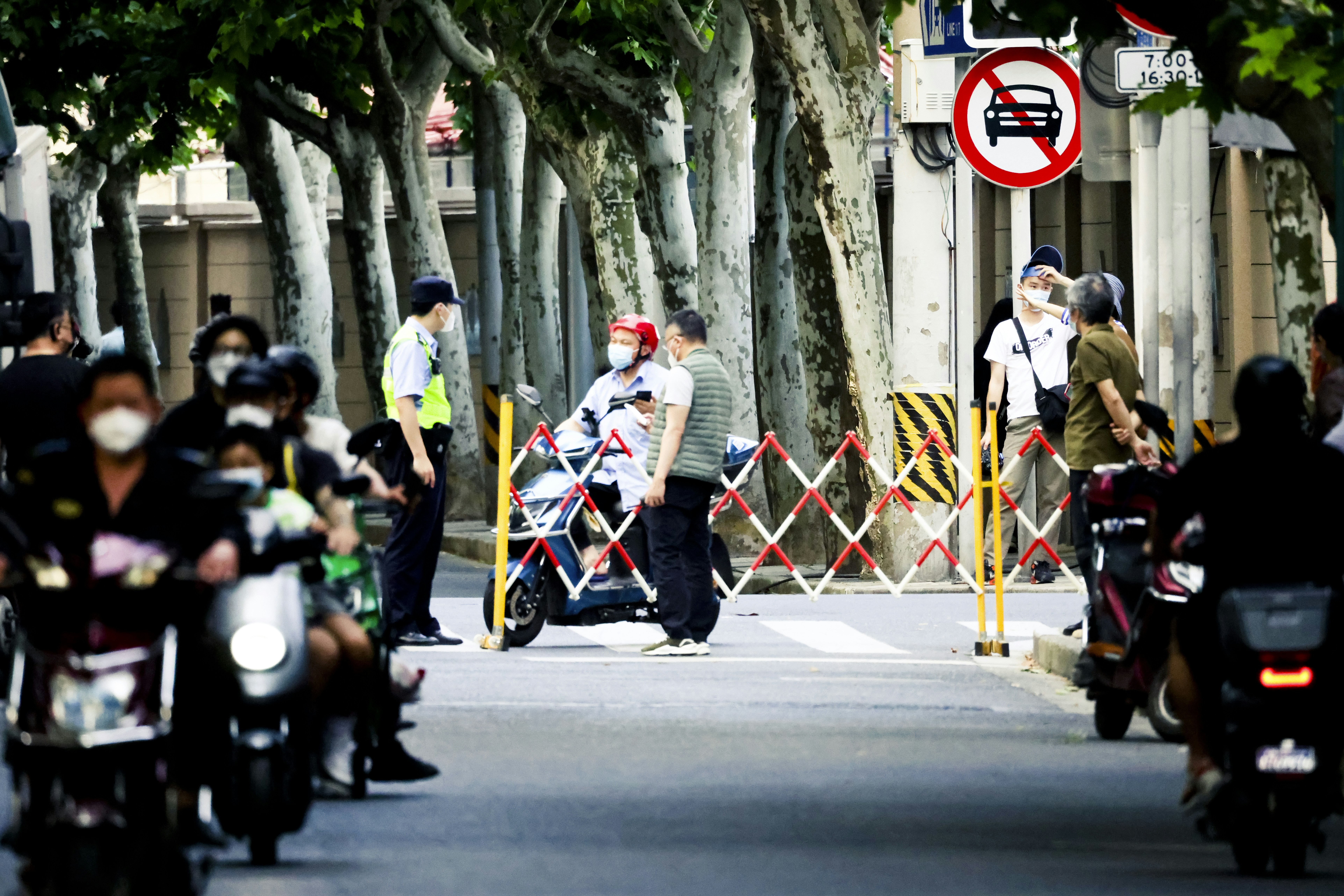 顶流助威官阵容彰显上海足球底蕴！横空出世的街超：向下扎根向上生长｜米乐体育官方网站（封面配图）