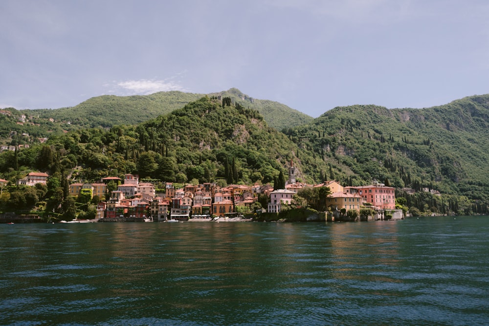 a small village on the shore of a lake
