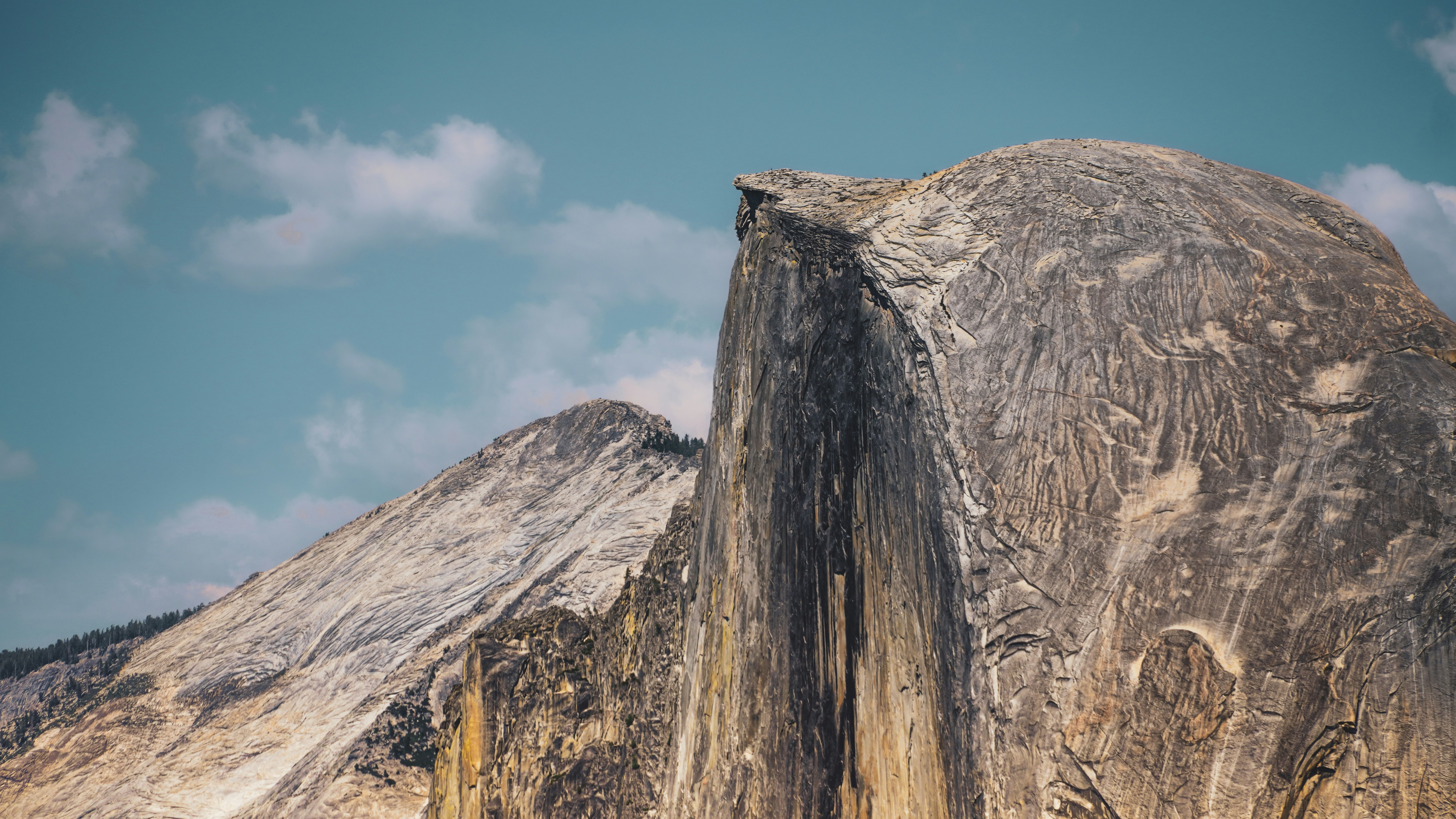 Photo by adrianvalverdem