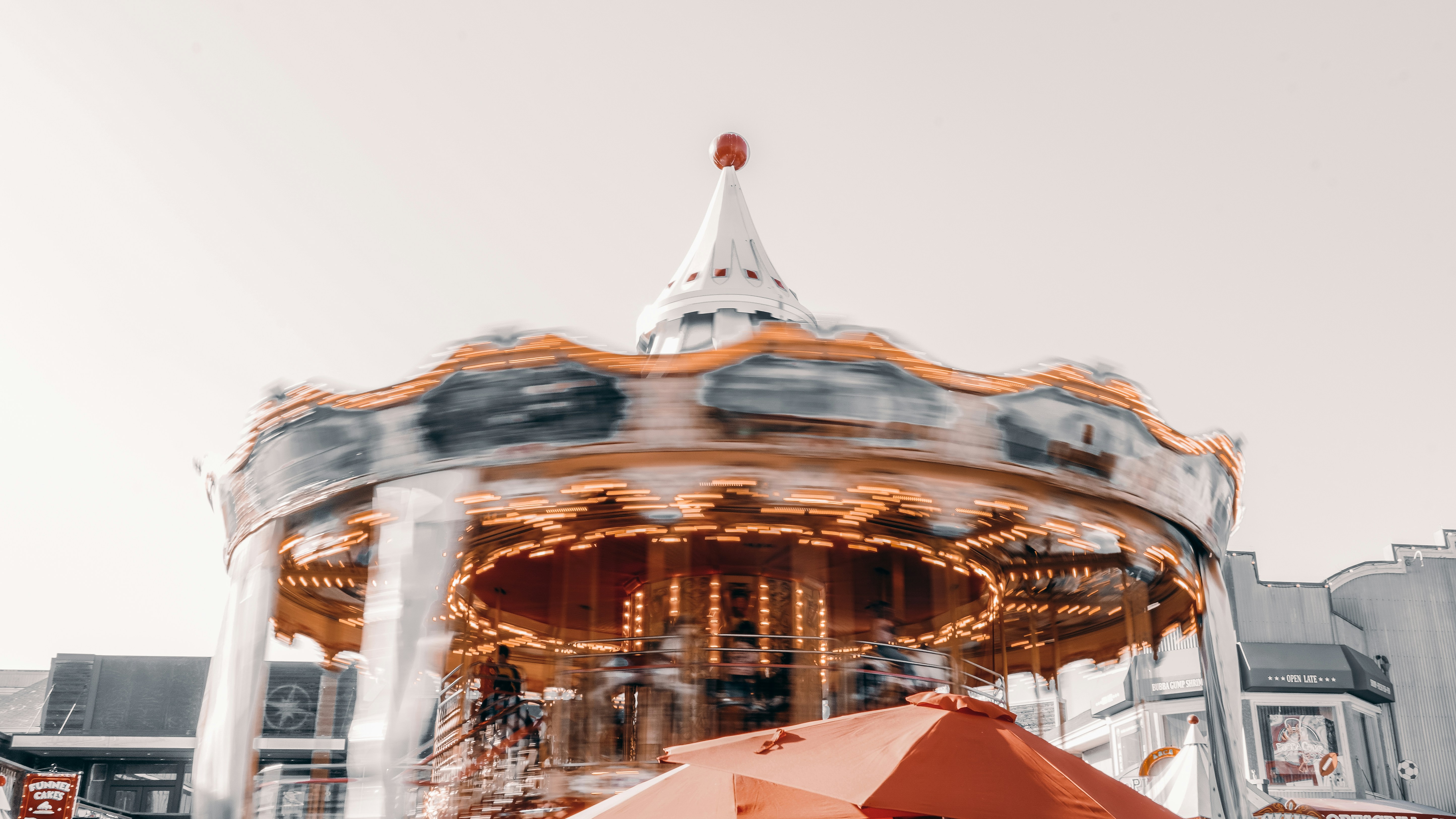 Photo by adrianvalverdem