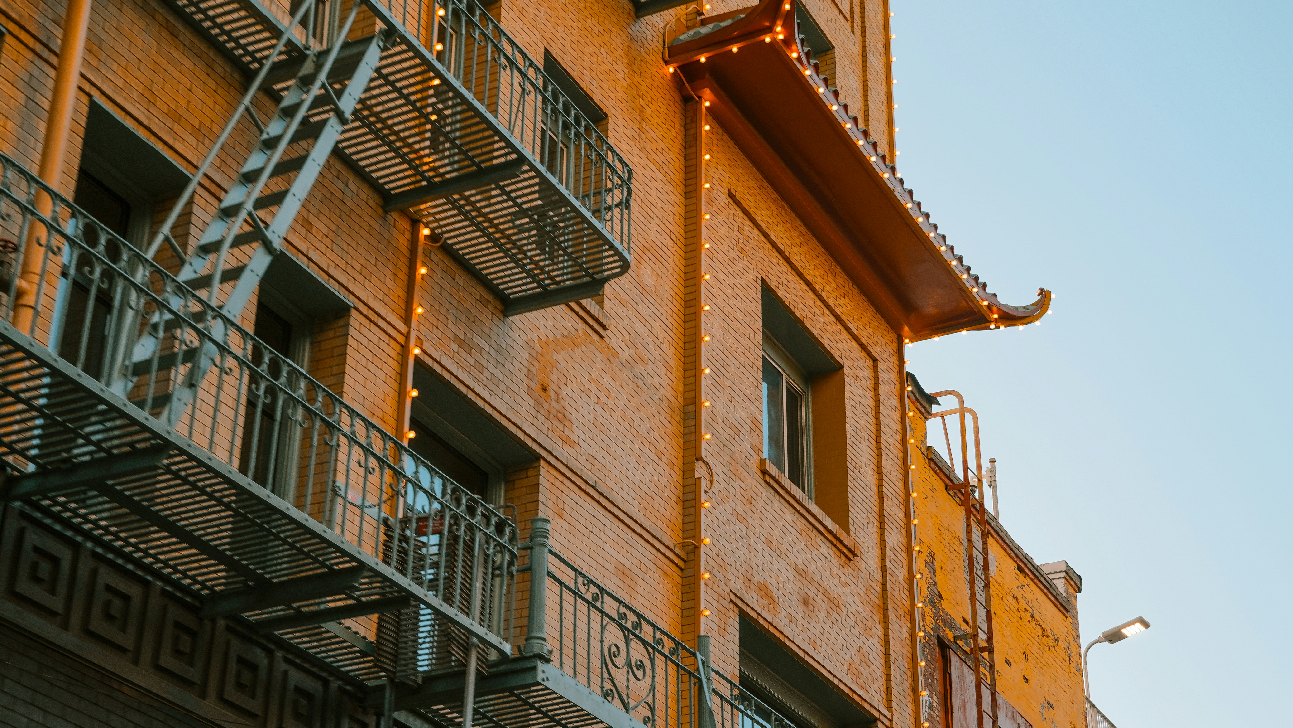 Photo by adrianvalverdem