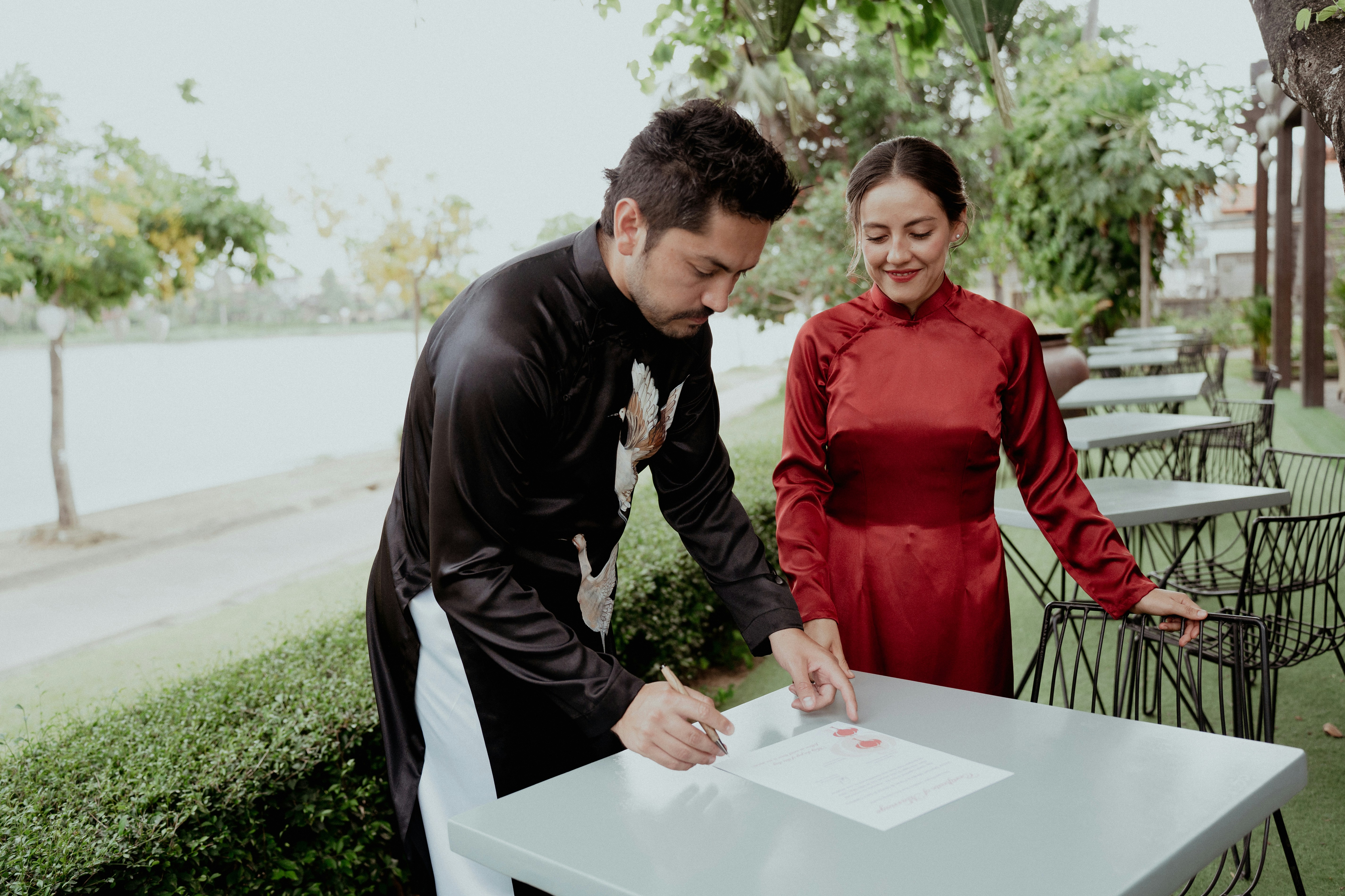 signed lease celebration - 1 bedroom apartments uptown