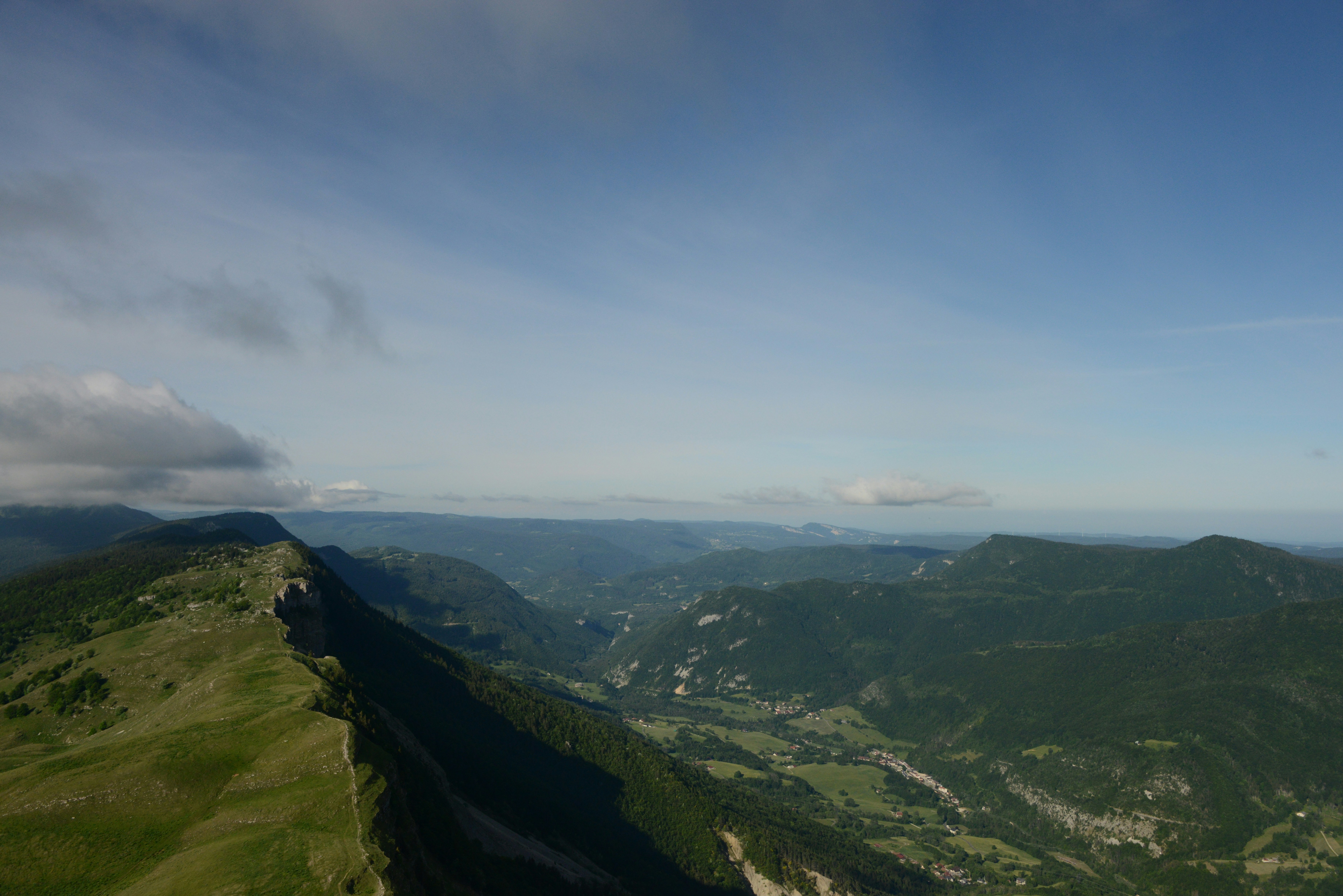 Photo by colfra