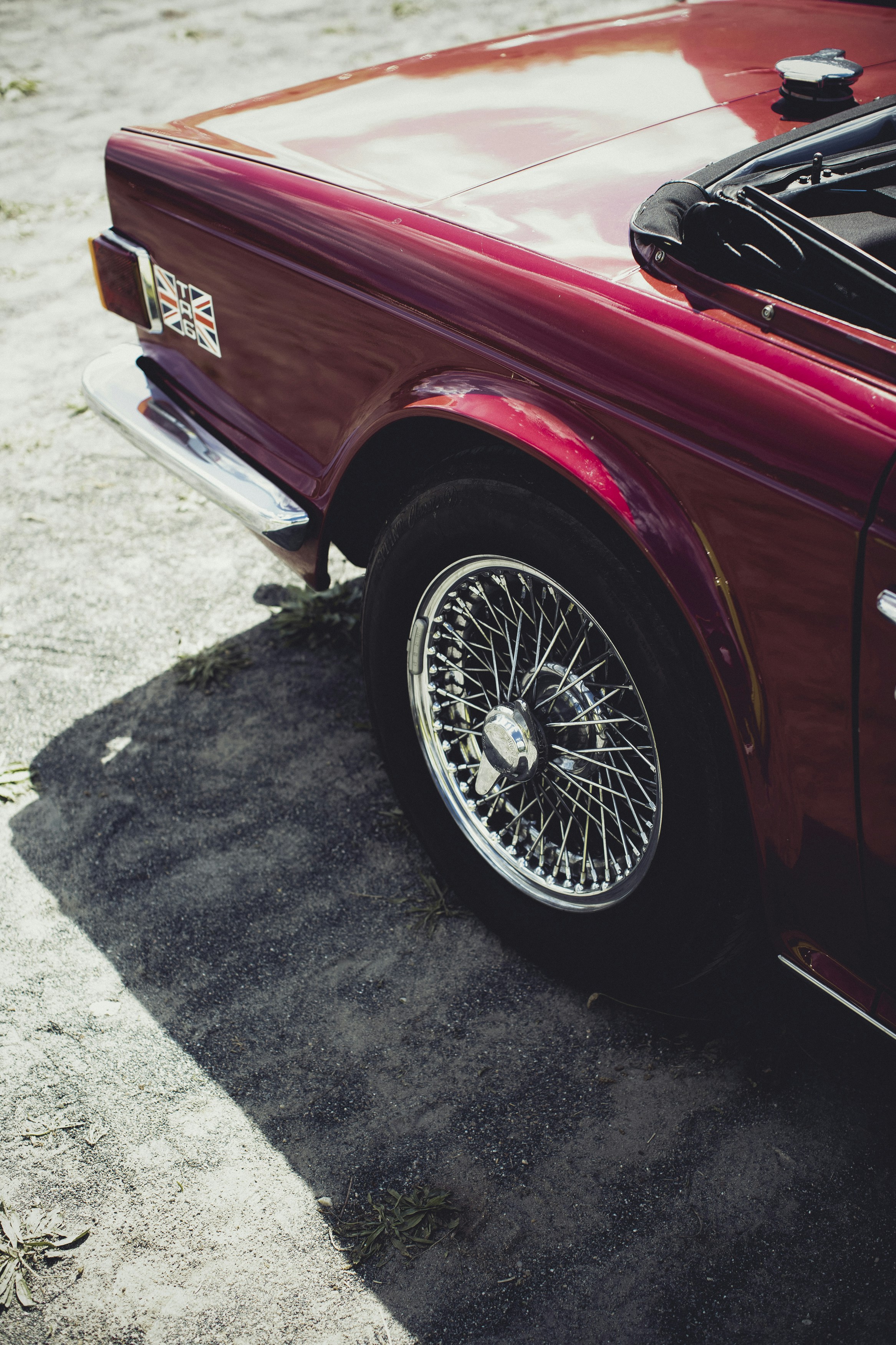 British classic car vintage oldtimer: Triumph TR6