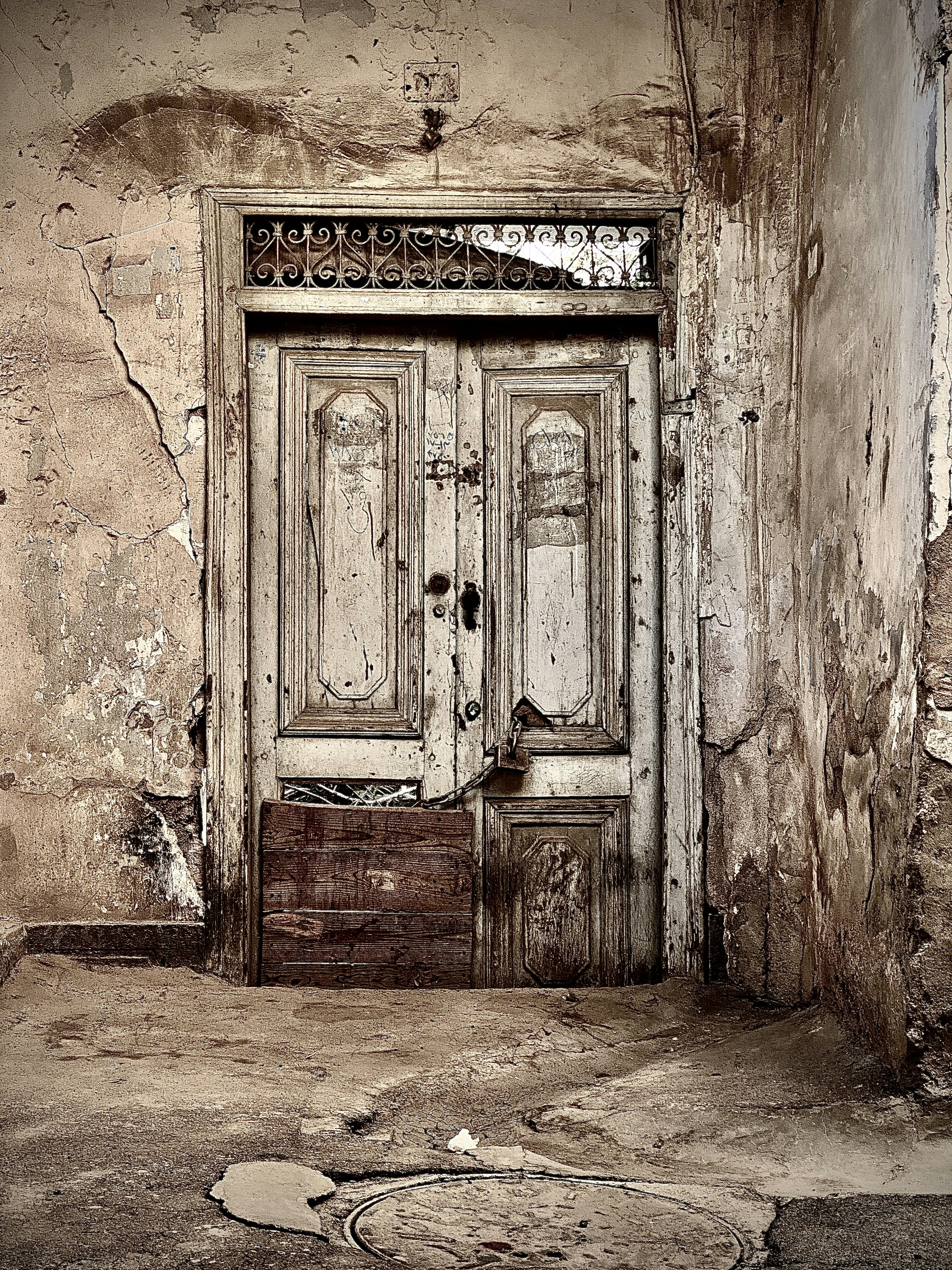 Old wooden door in Isfahan