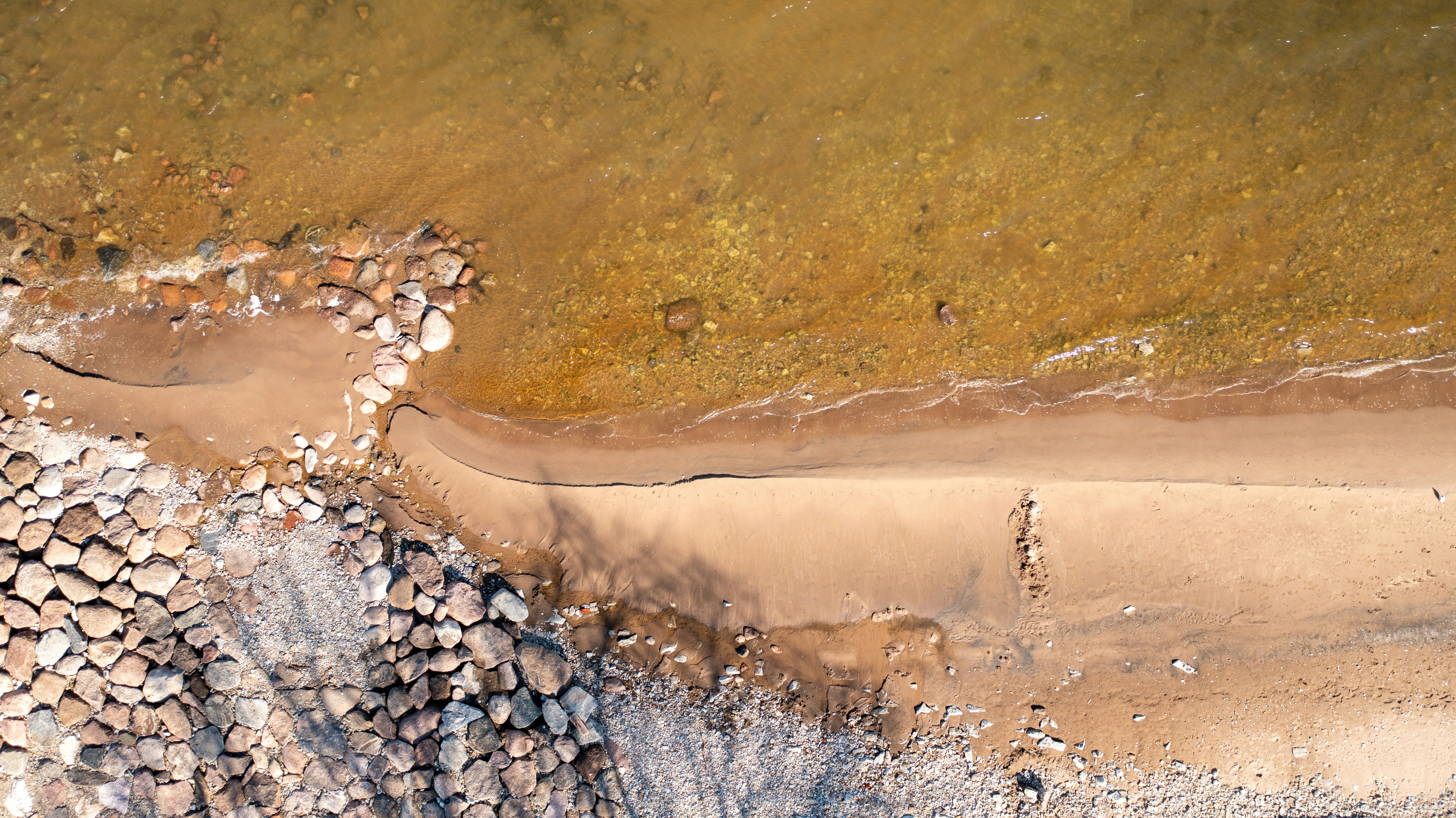 Photo by vladislavsmigelski