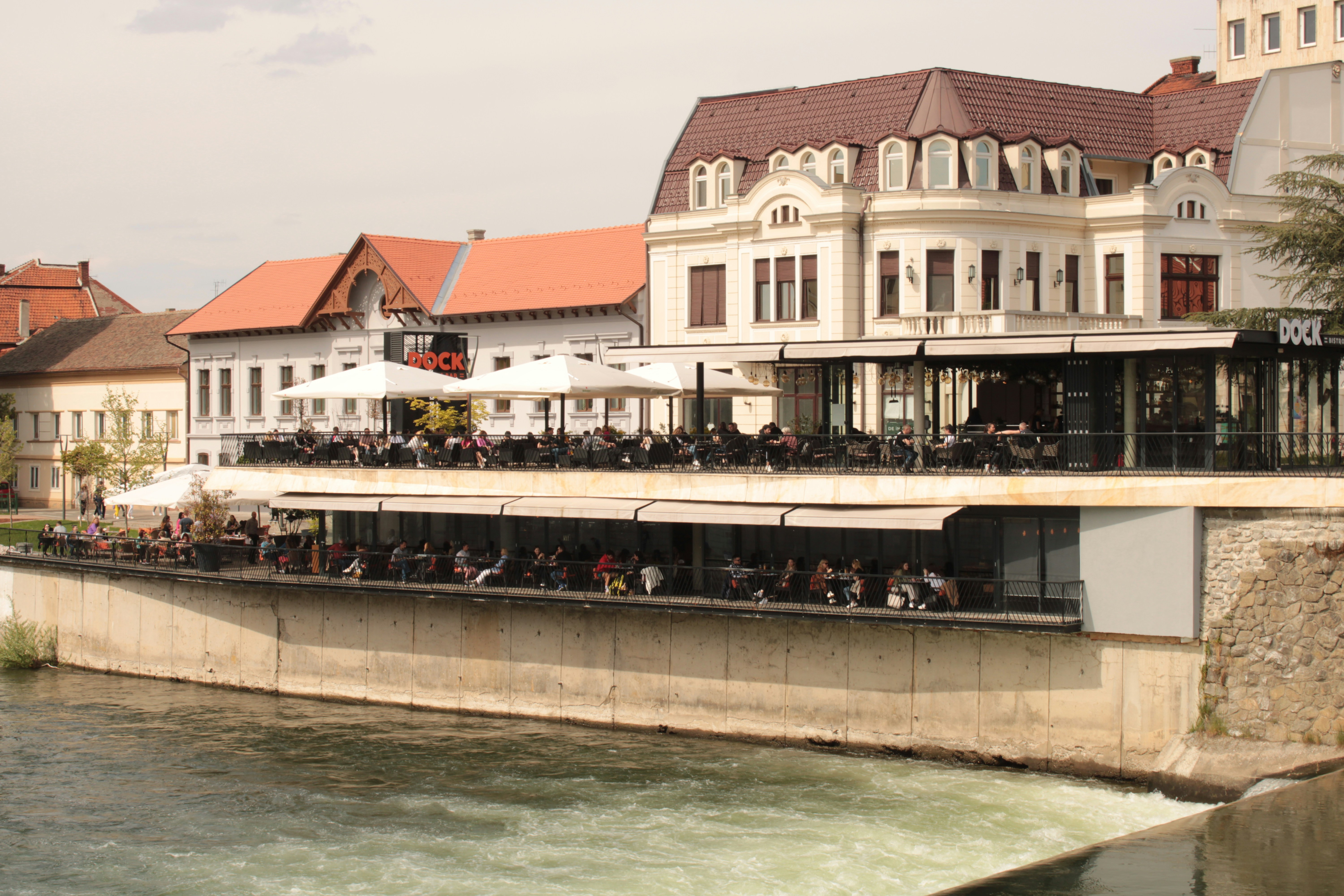 Best Cafes to Work From in Donaustadt (2026)