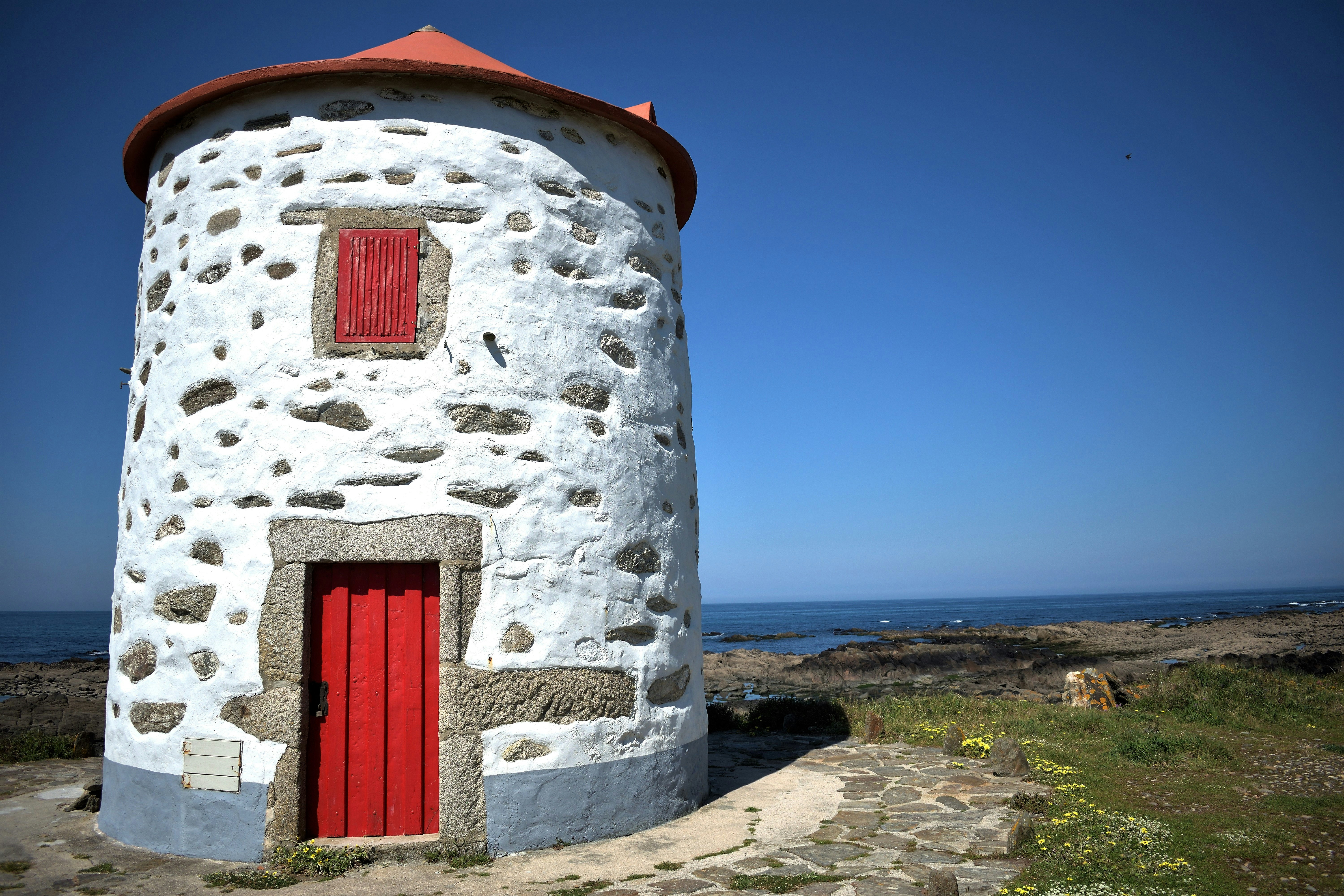 Photo by simonwiedensohler