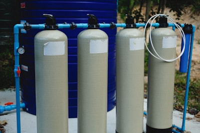 Industrial reverse osmosis membrane vessels and stainless steel skid