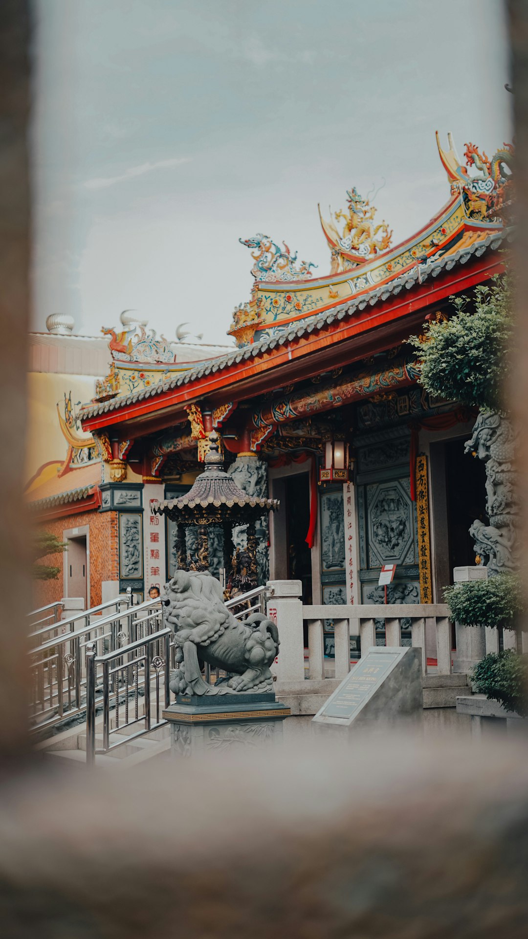 photo of Kota Padang Pagoda near Pulau Sirandah