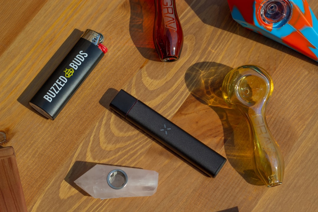 How to Score Big with the Best Cannabis Accessories Wholesalers Deals!