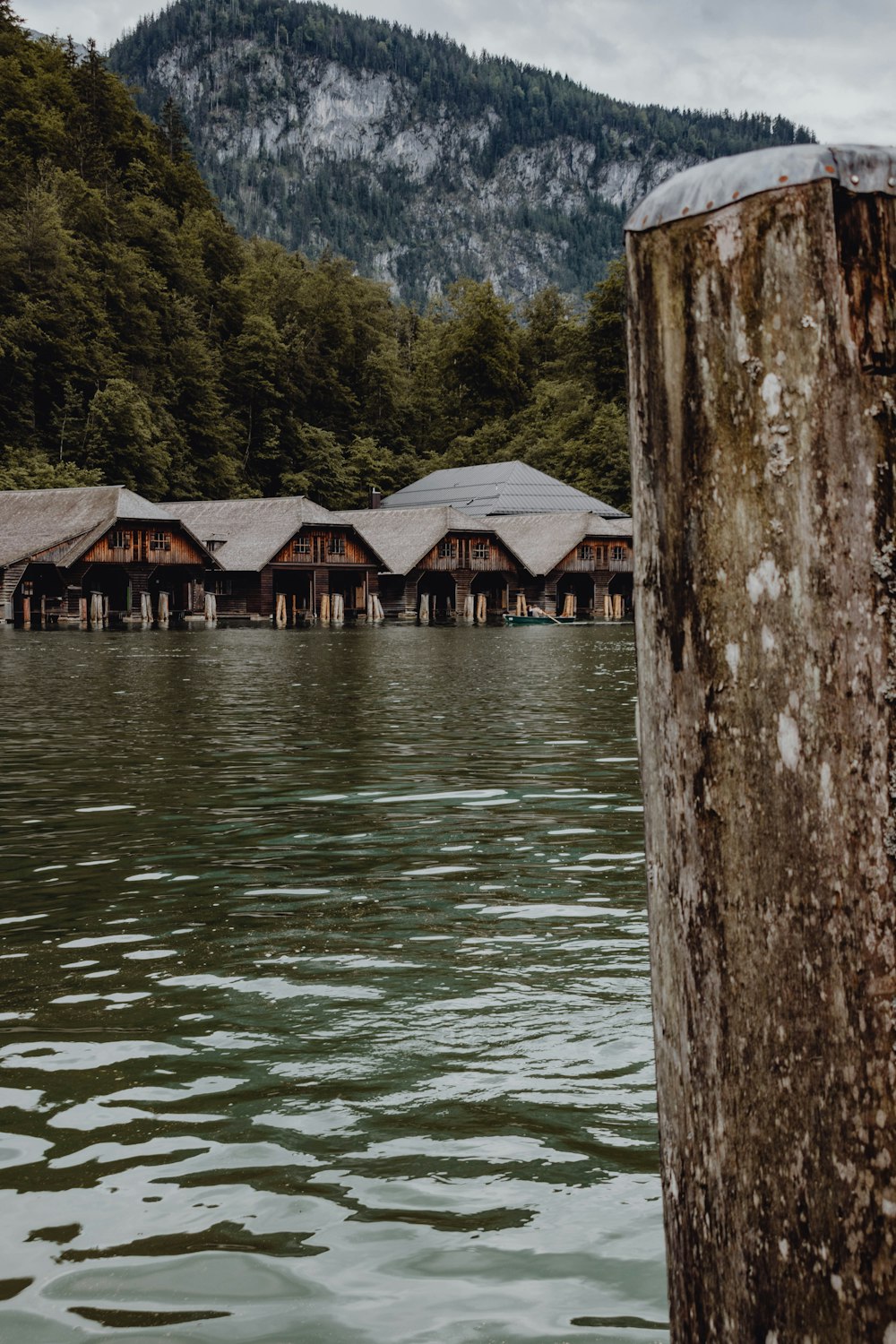 a body of water with a bunch of houses in the background