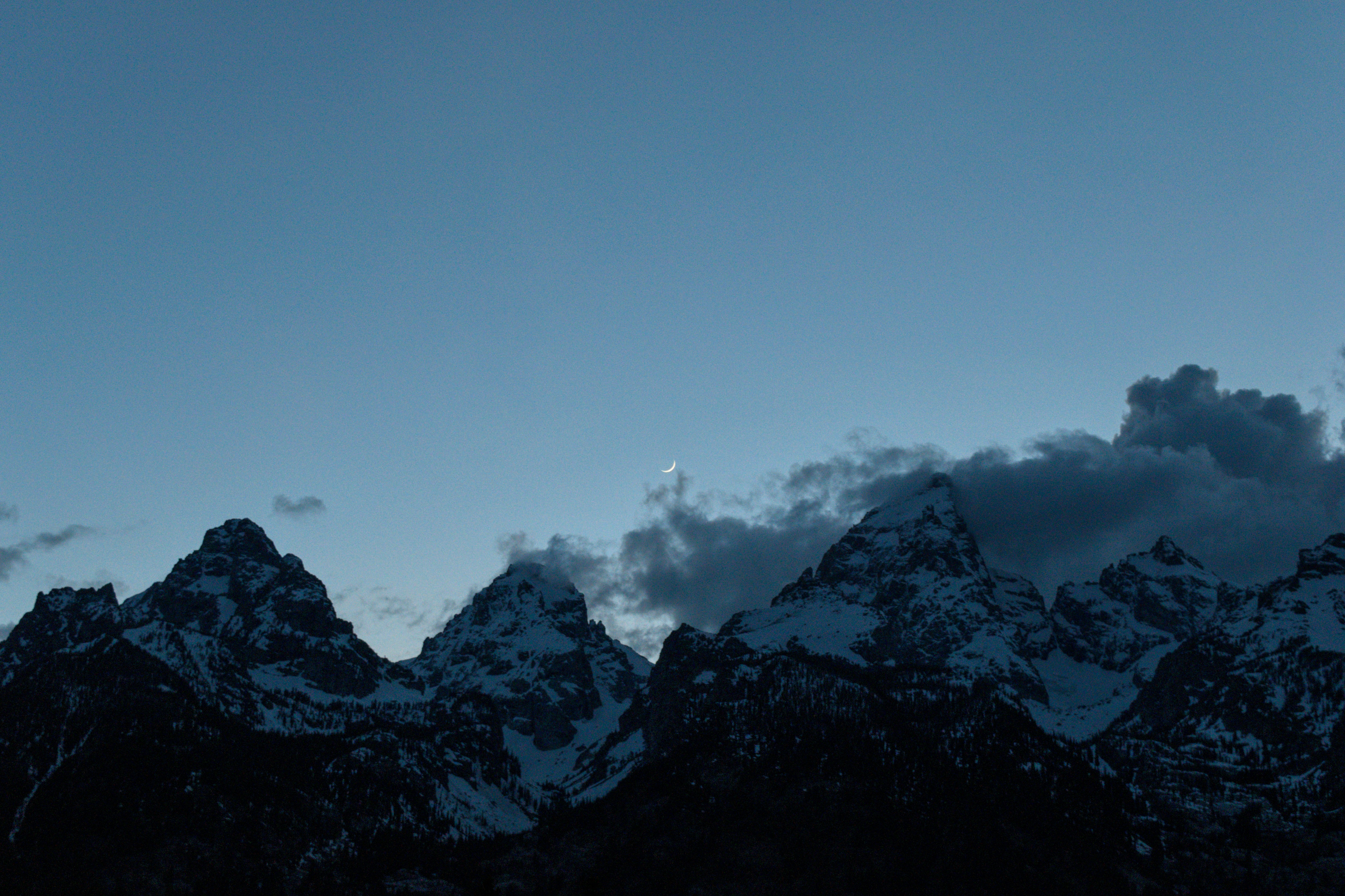 Photo by alexlerum