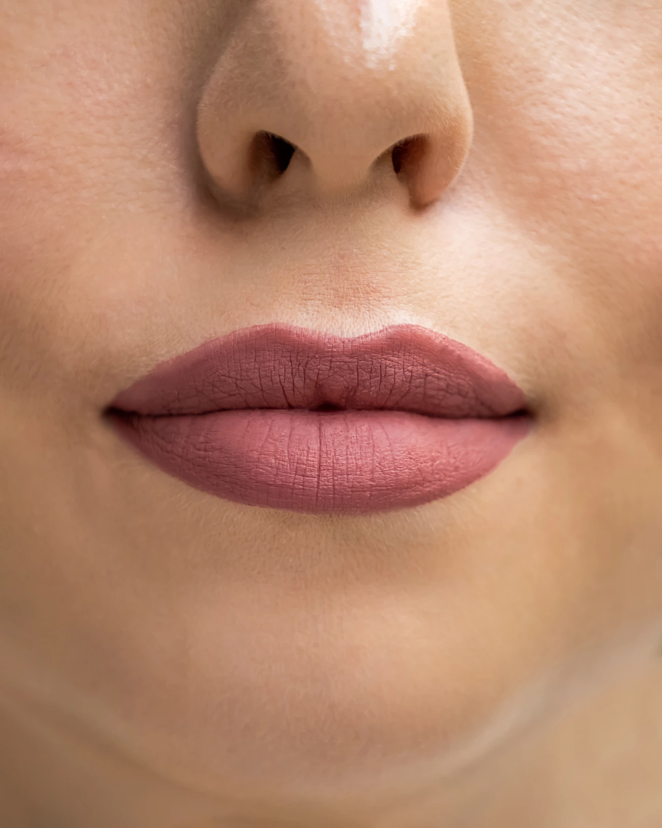Подбор оттенка перманента губ