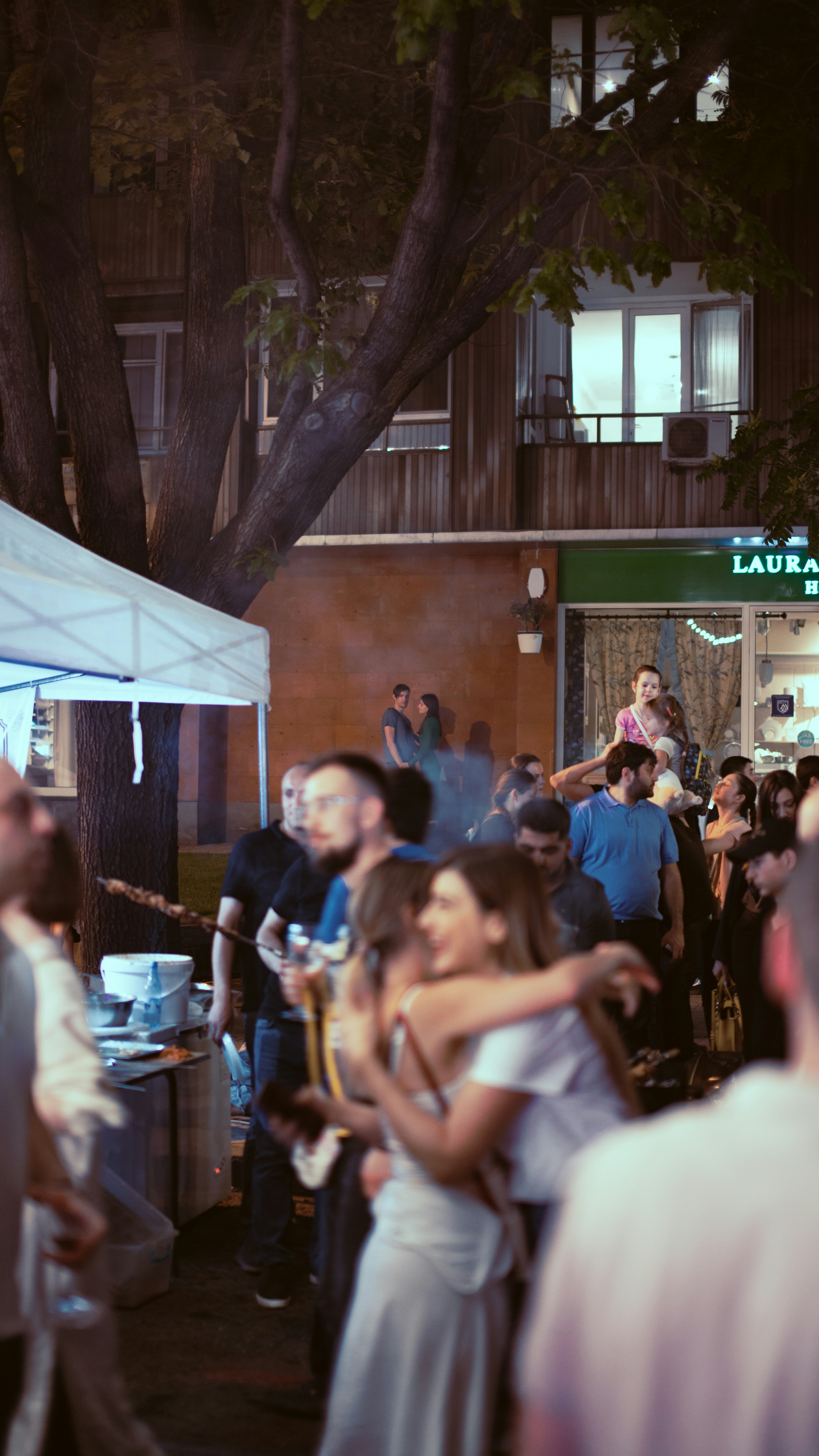 Photo by koryunhills