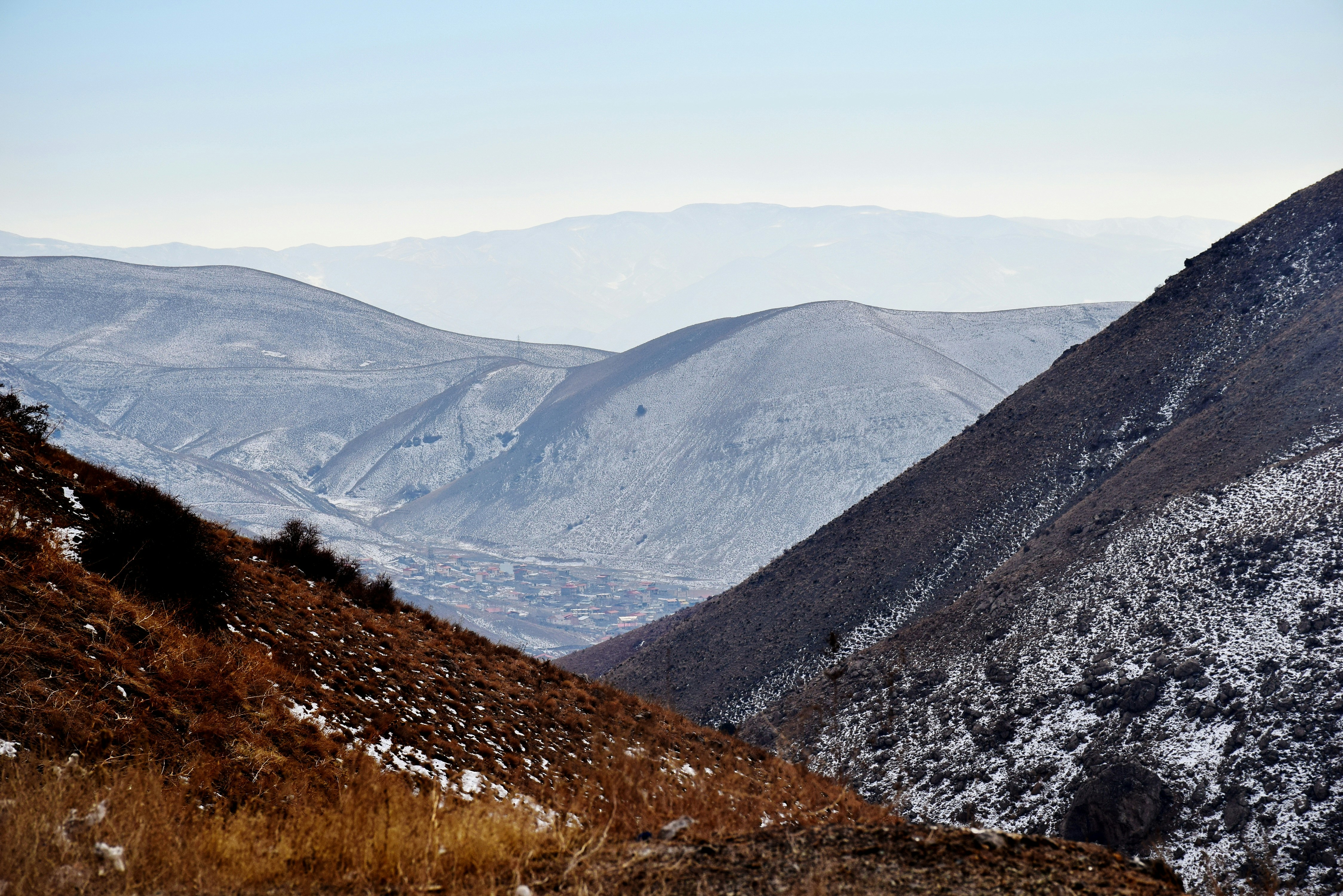 Photo by mdjalilazar