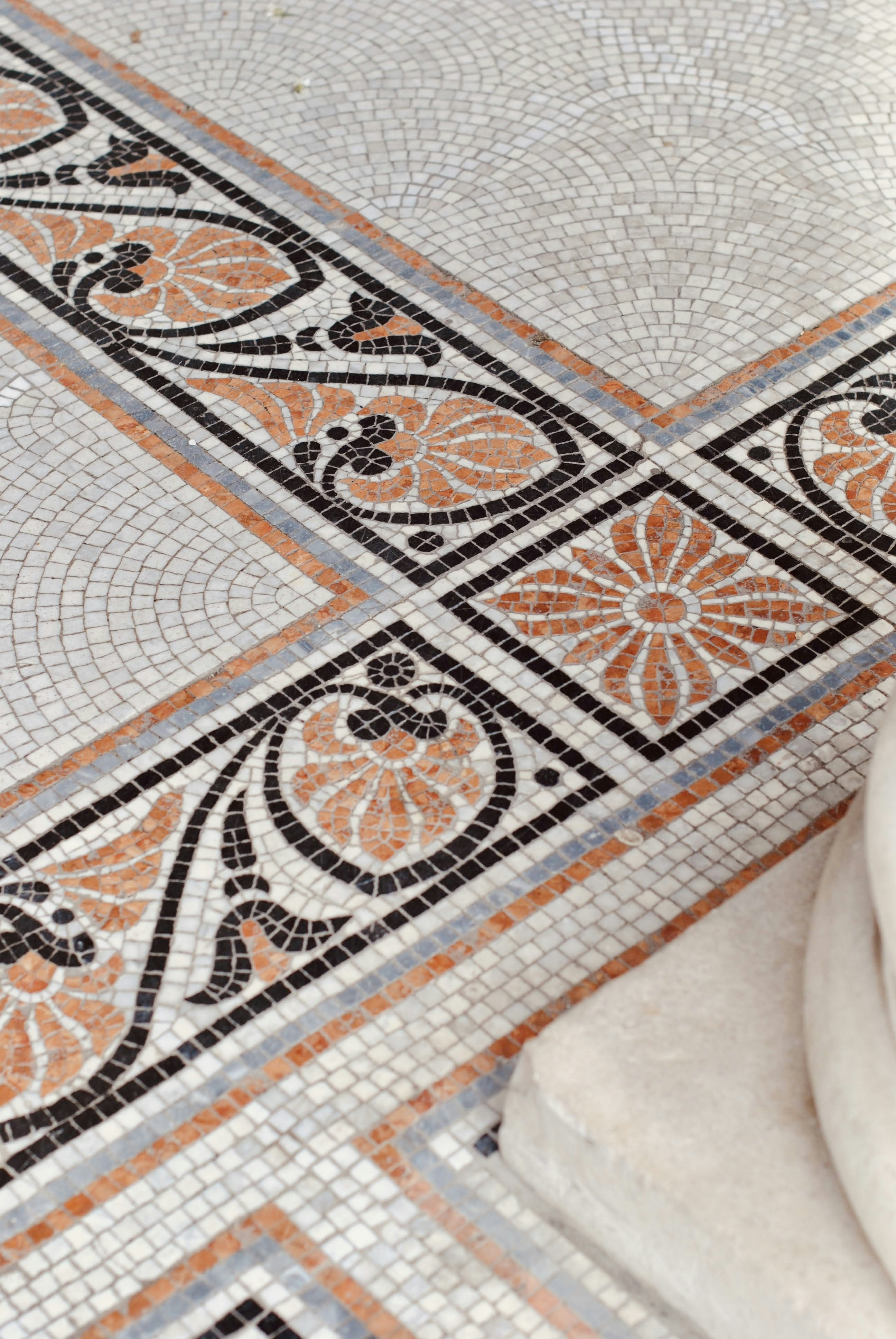 Spa with stone mosaic details