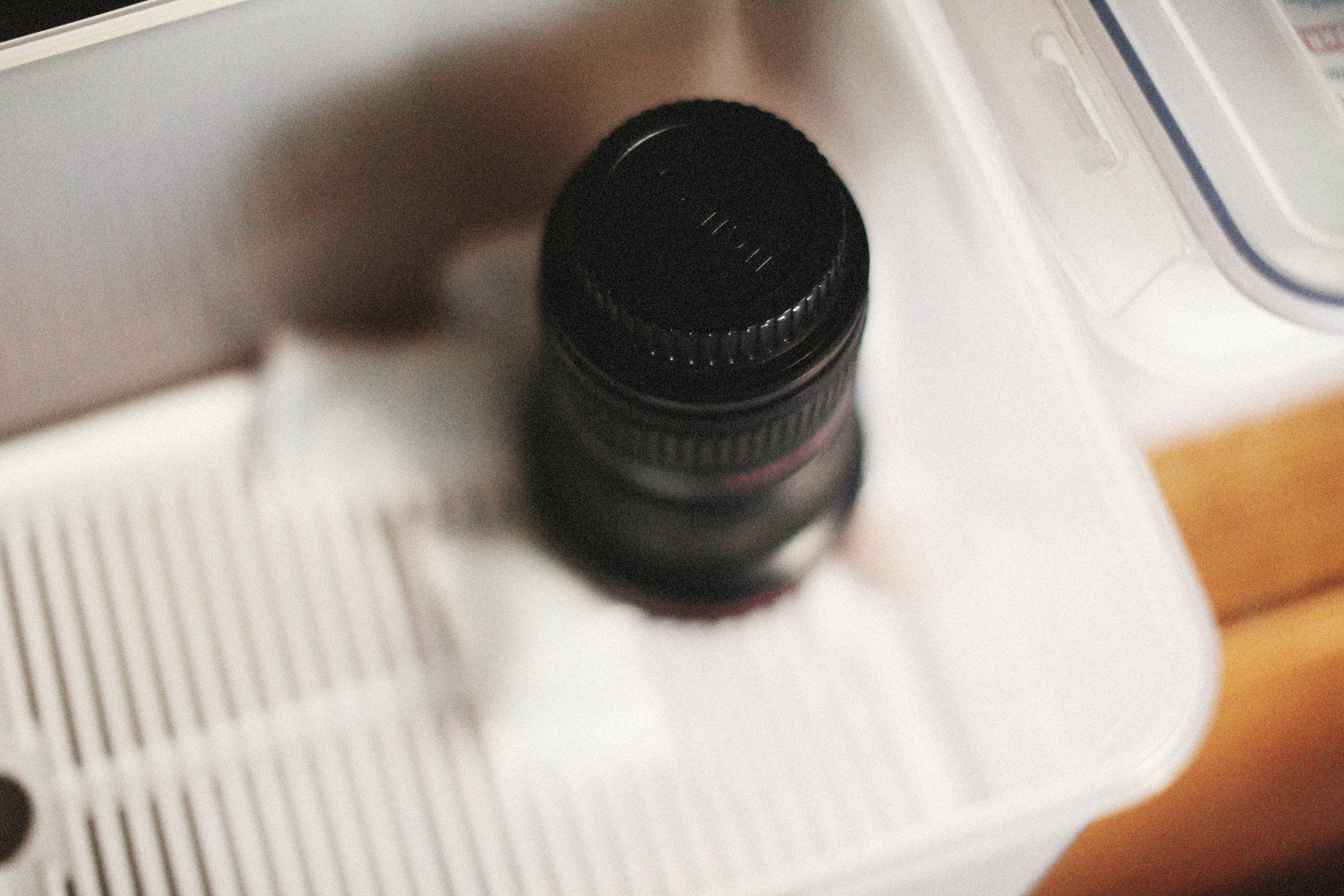 camera lens dust, wallpaper, Protect Your Lens: Dust and Moisture Guide 5