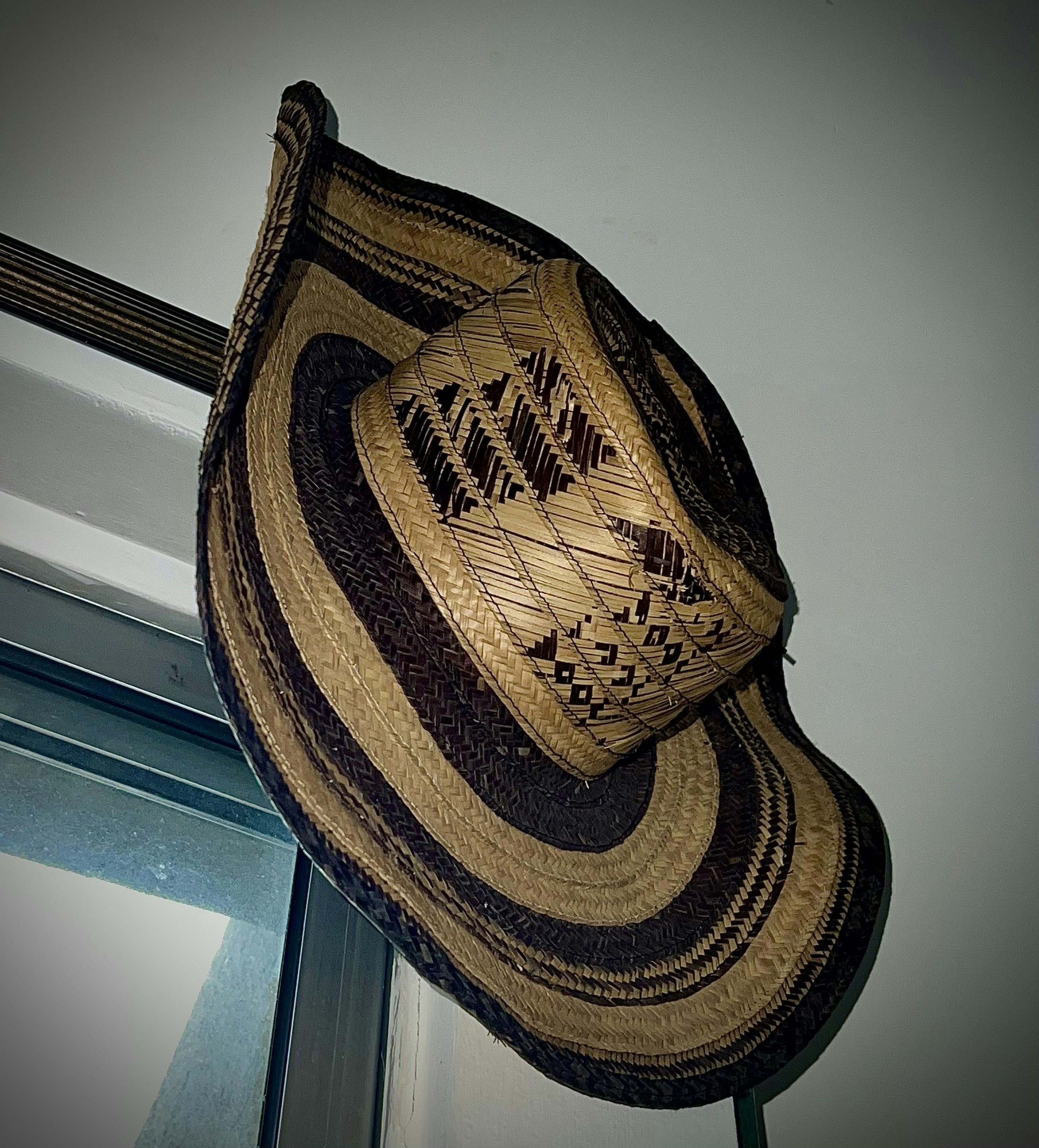 Topi Tenun Manggarai