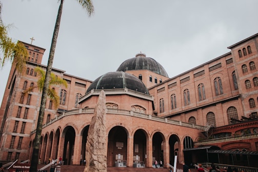 a large building with a dome on top of it