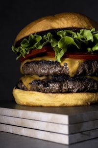 Classic Cheeseburger