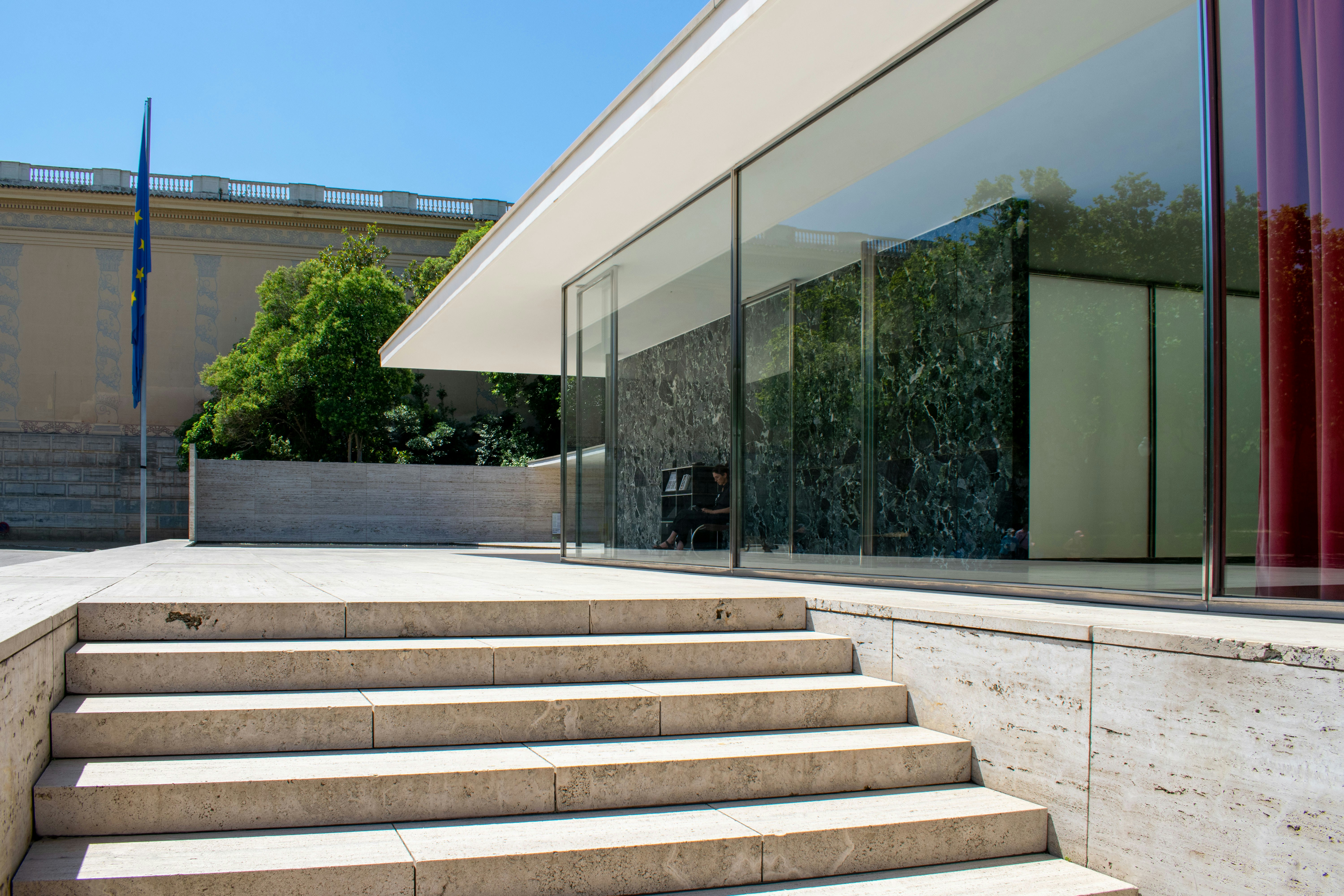 Photo by vincenzobiancamano