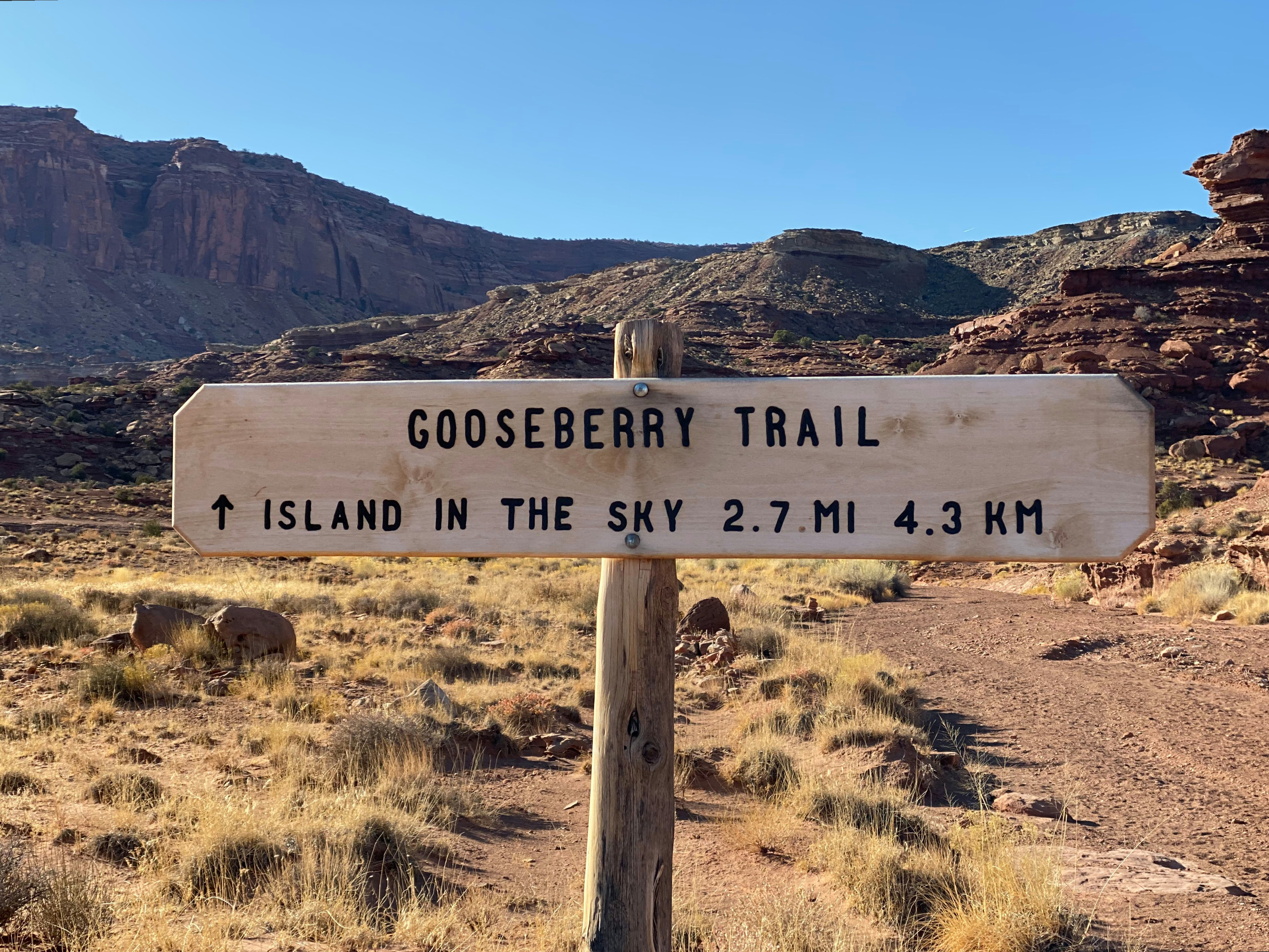 Picture 1 : The Rugged Beauty of Arches National Park - Exploring Canyonlands and Moab Adventures