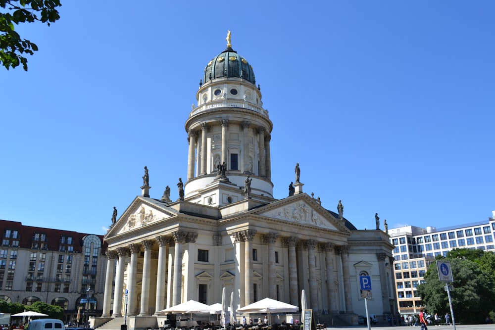 a large building with a dome on top of it