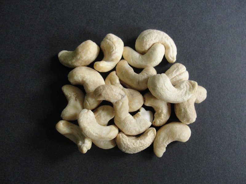 Cashew Products Export - Kernels, Powder, Oil