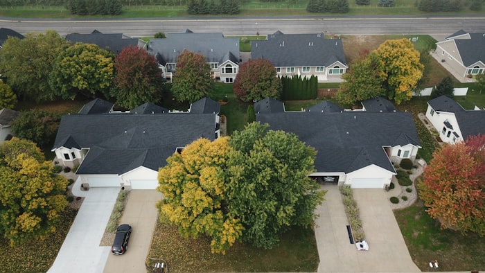 Flat roof installation
