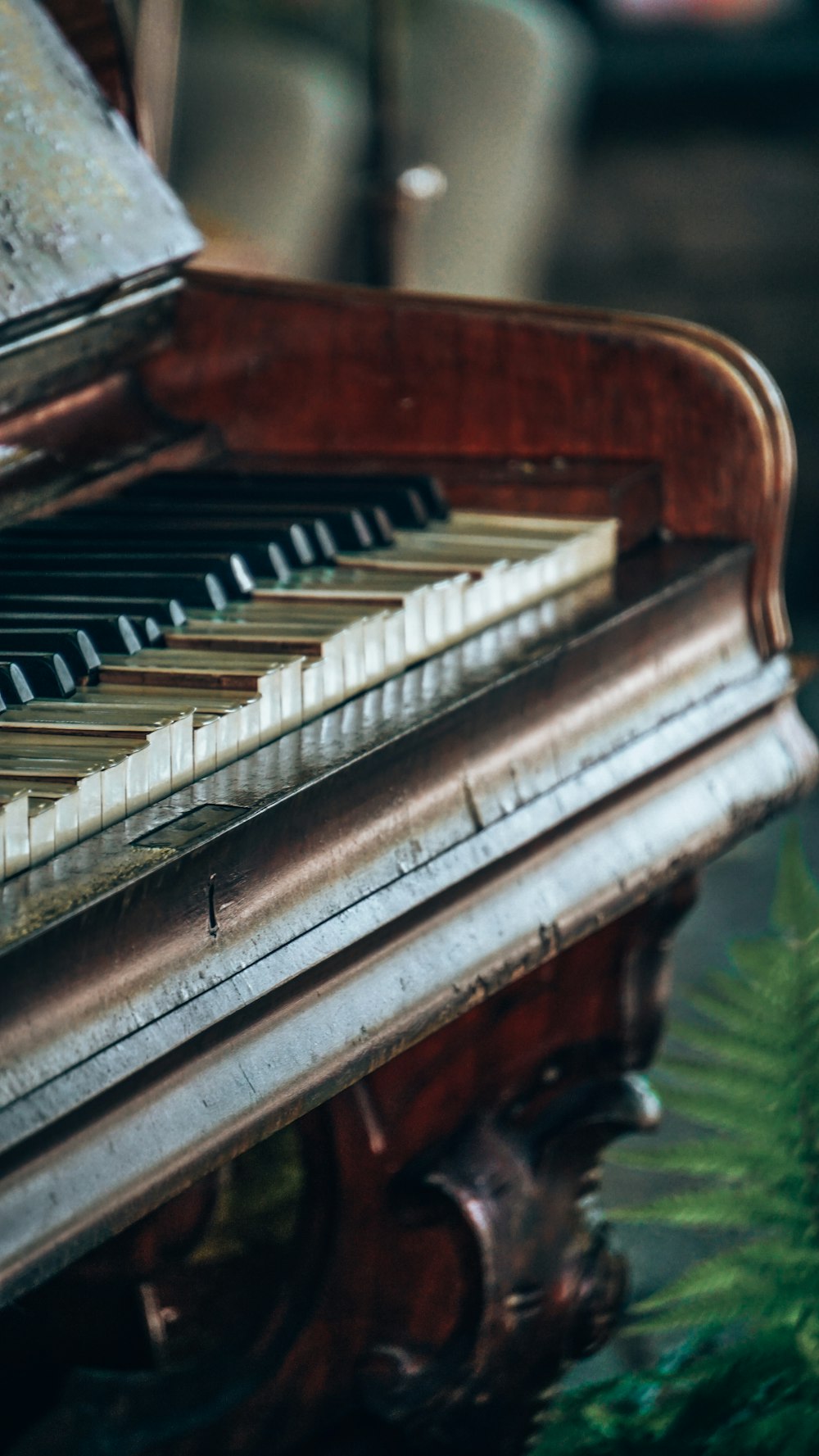 a piano with a keyboard