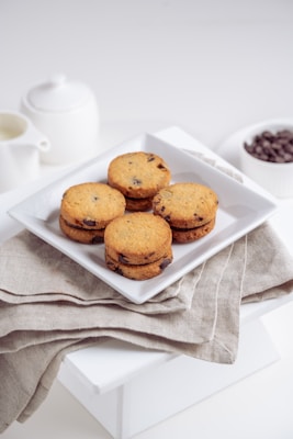 a plate of cookies
