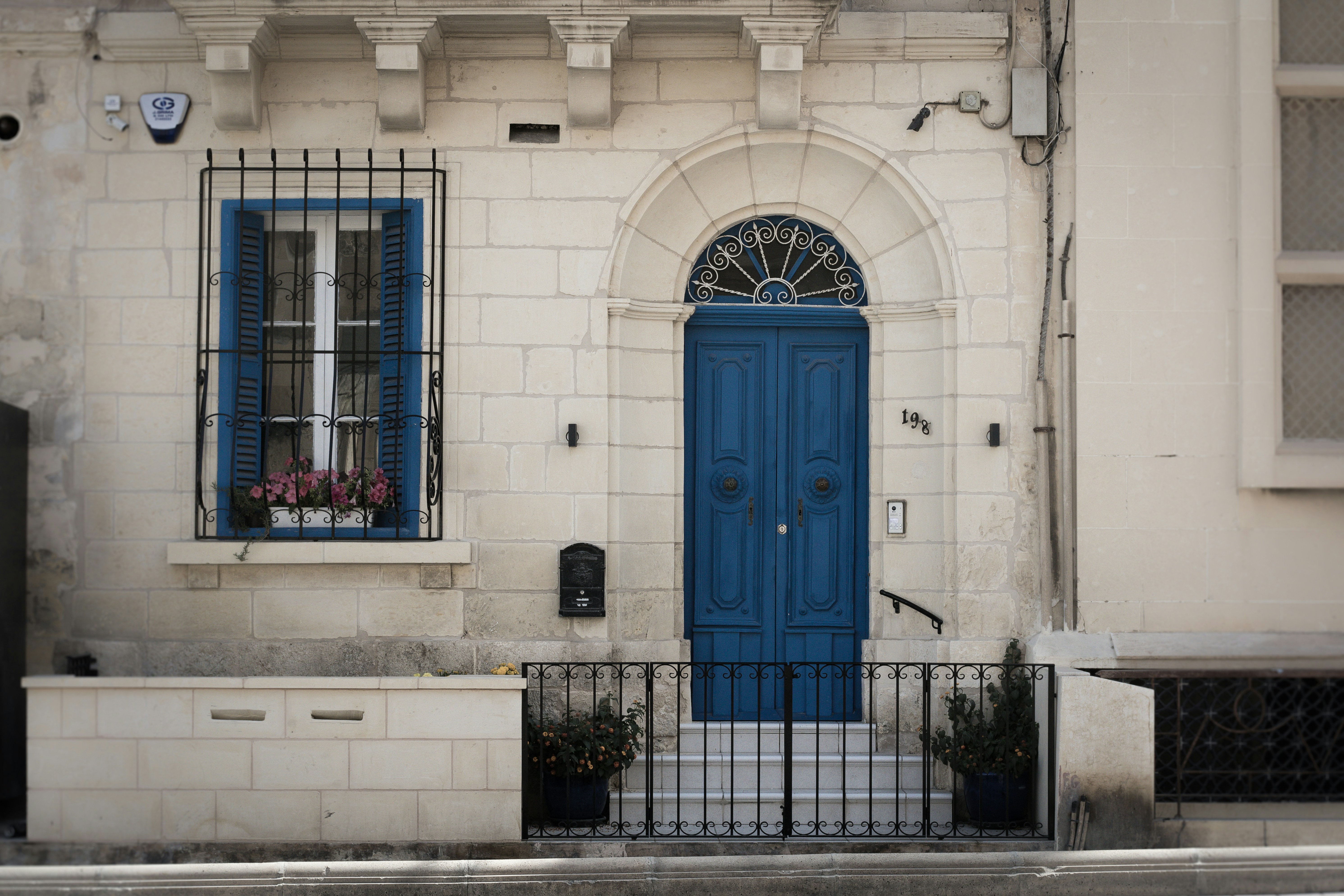 Photo by george_bullock