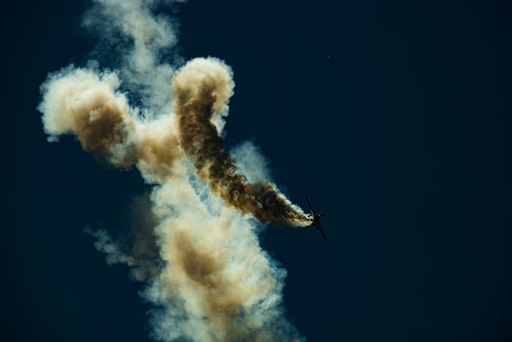 une personne en feu