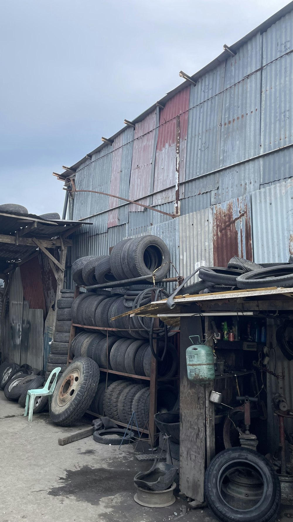 a large stack of tires