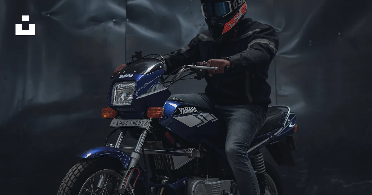 Man Riding Yamaha A man on a motorcycle photo – Free Yamaha Image on Unsplash