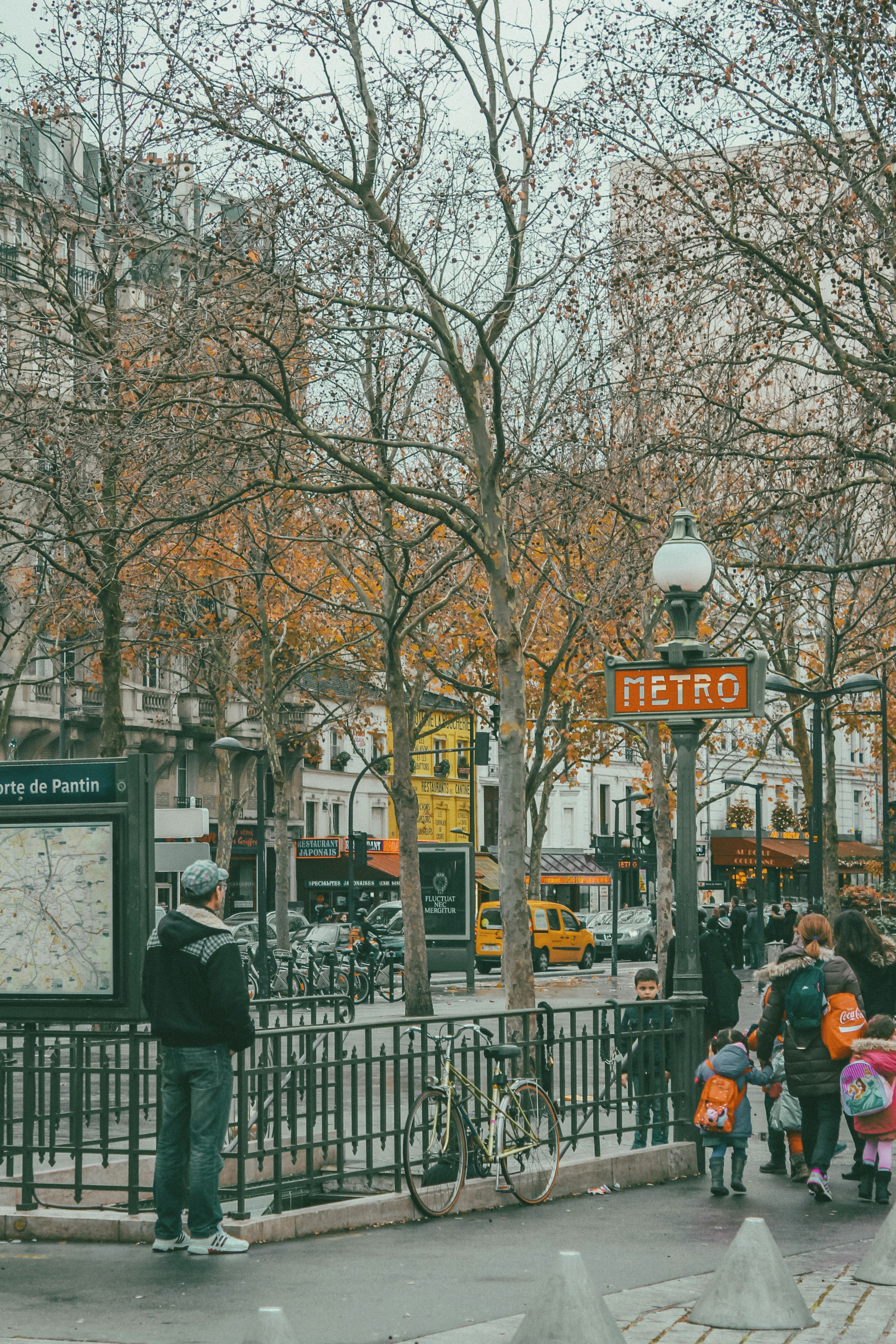 Metro, Paris