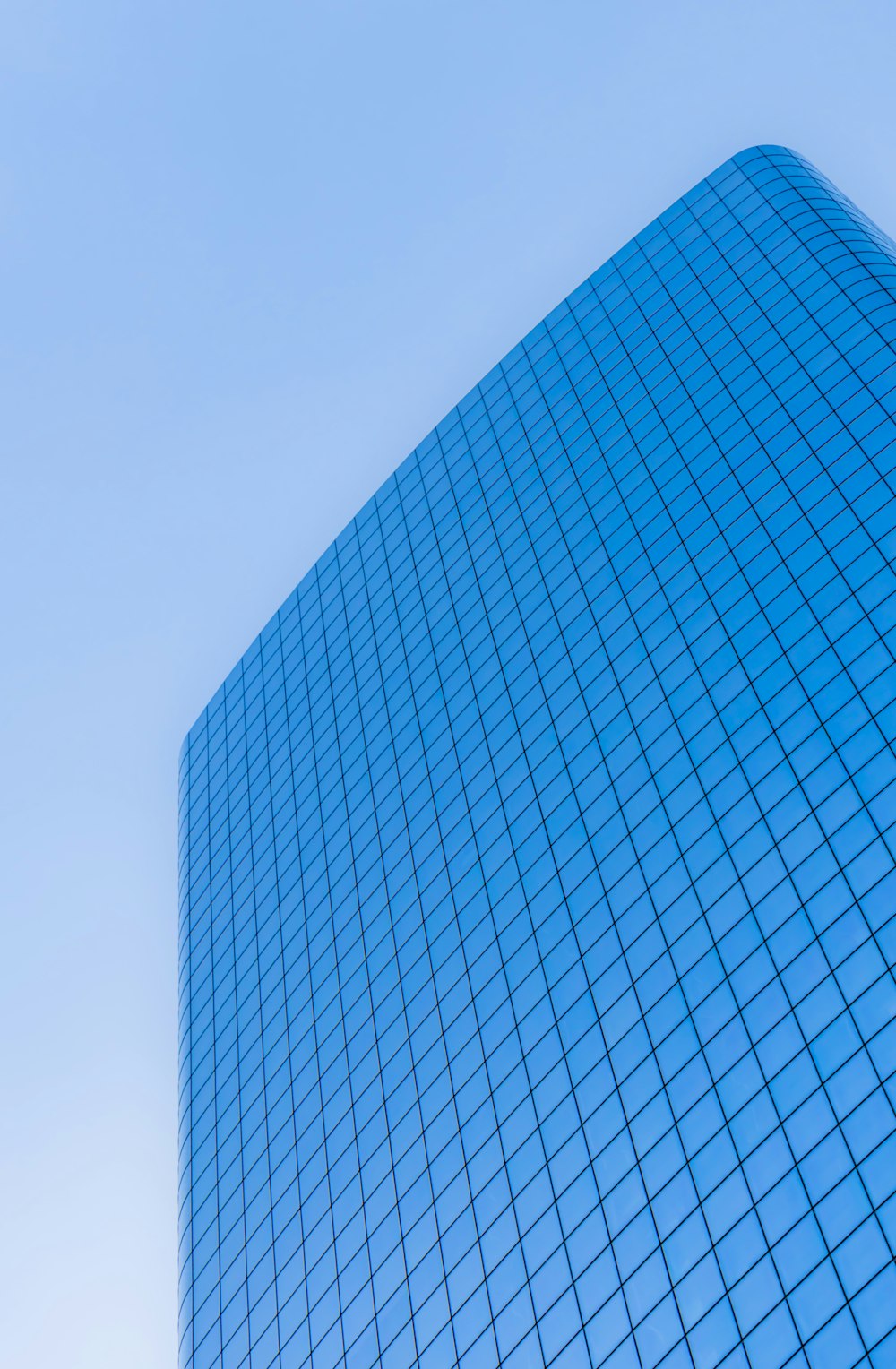 a tall building with a clear sky