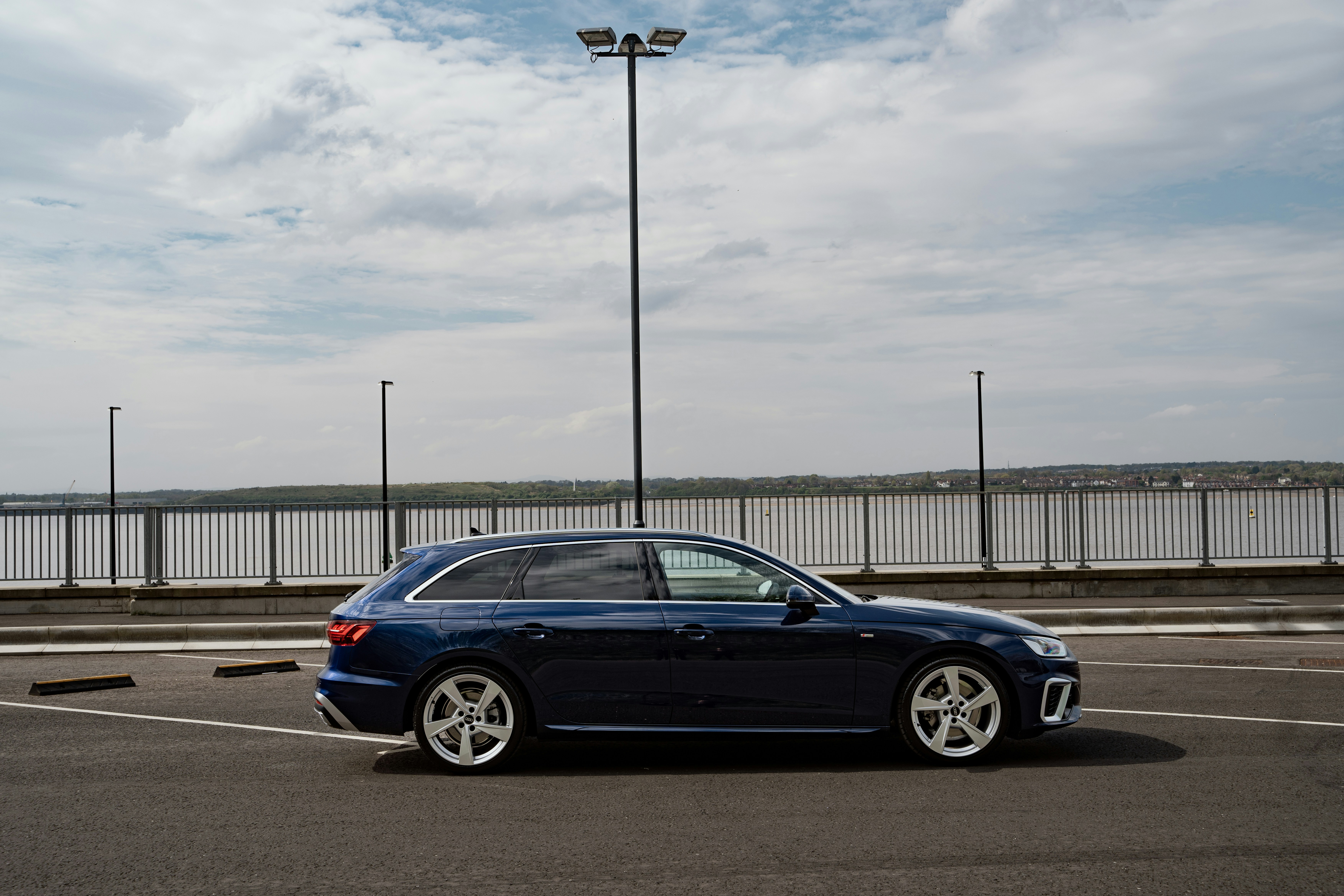 2022 Audi A4 Avant in blue