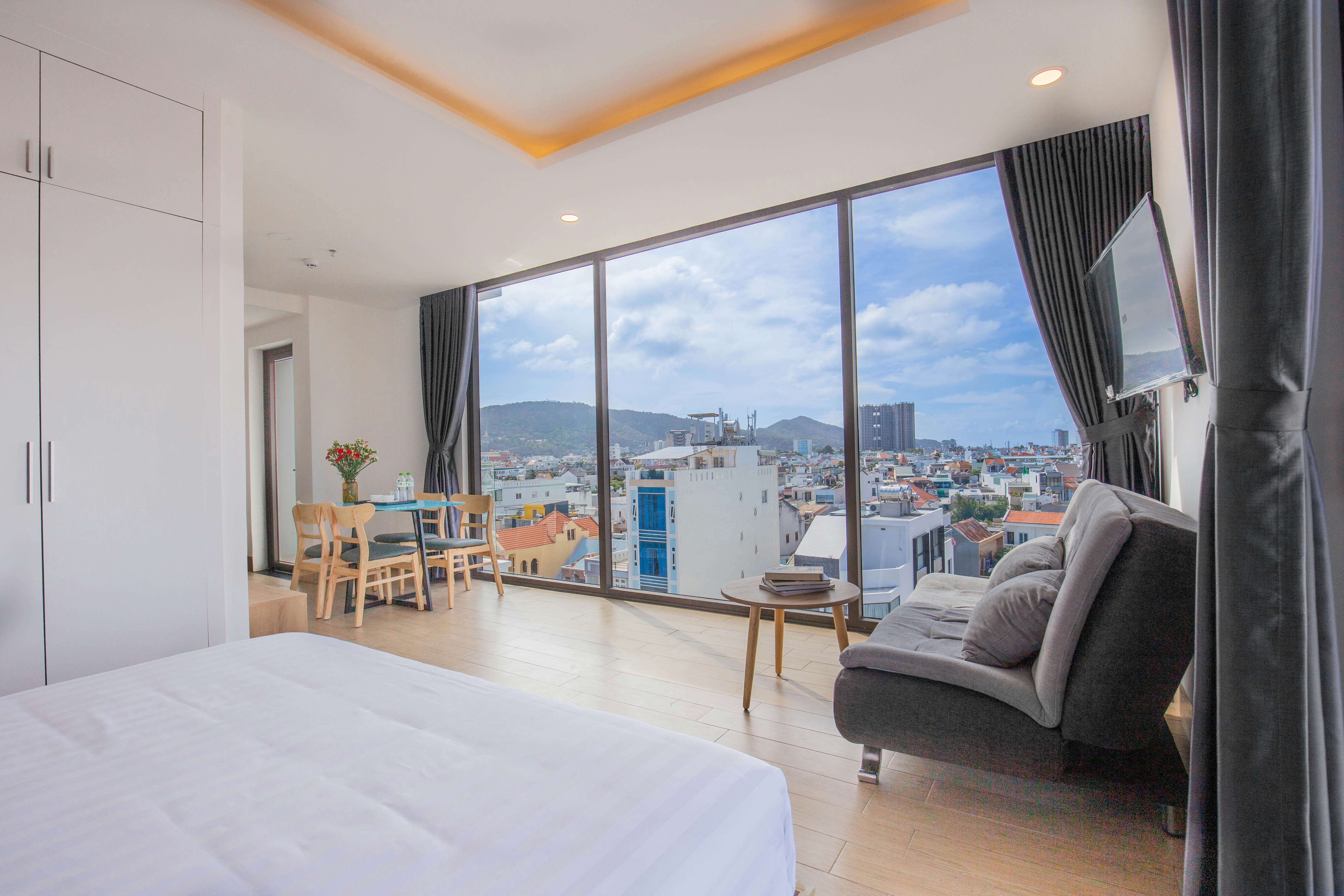 Nhà Đậu Phụng