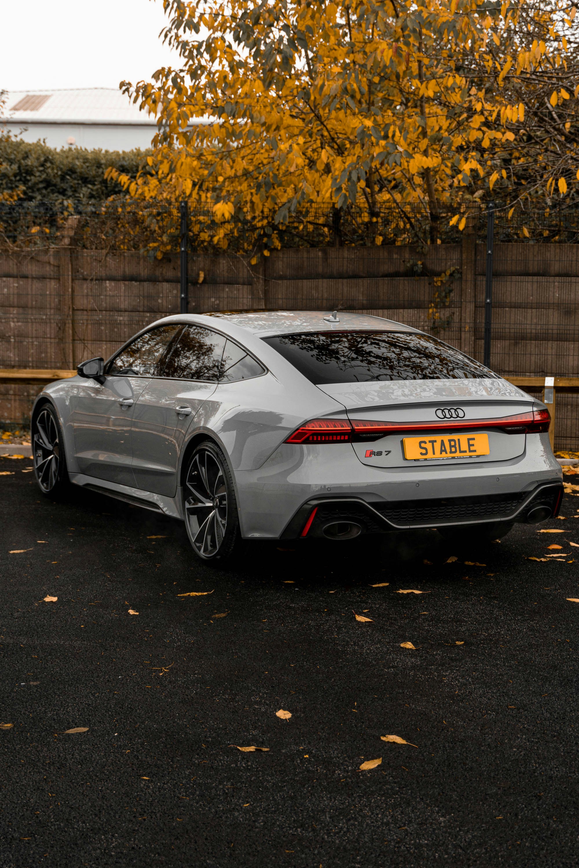 Photo by stablevehiclecontracts