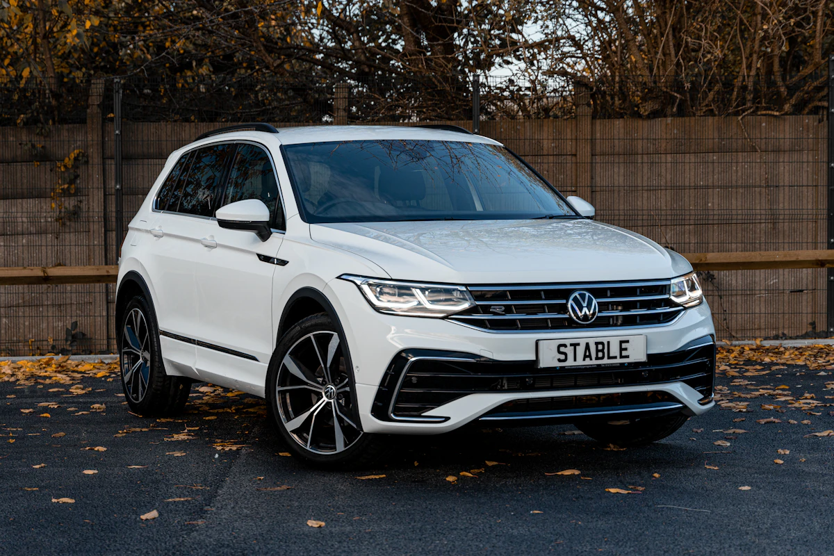VW Tera vs Jeep Avenger: qual SUV vale mais em 2026?
